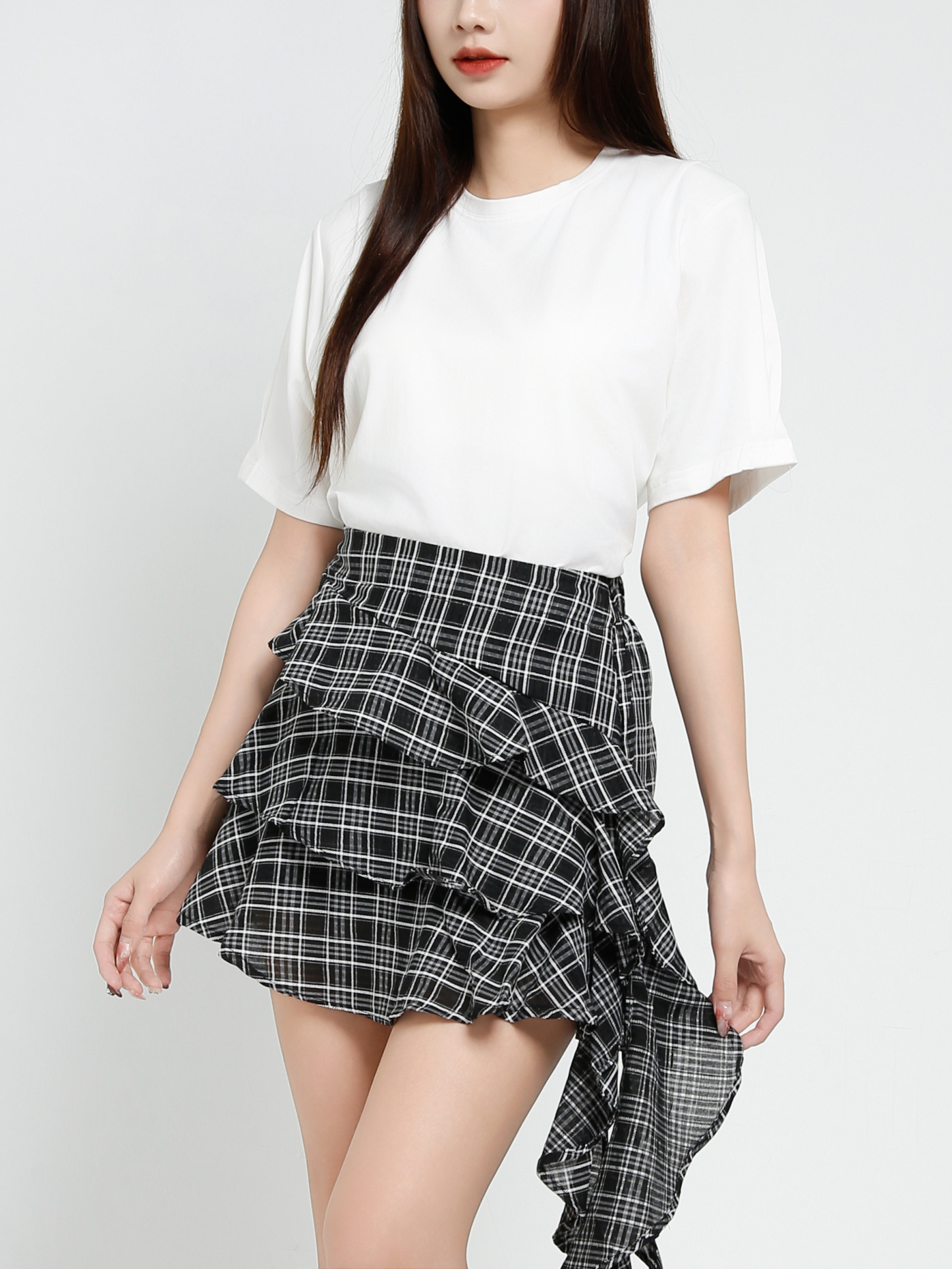 Plaid Ruffles Strap Skirt Pants 37411