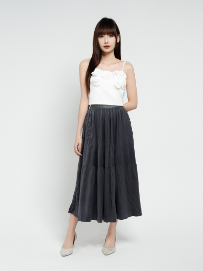 Sleeveless Front Decorative Rose Top 37661