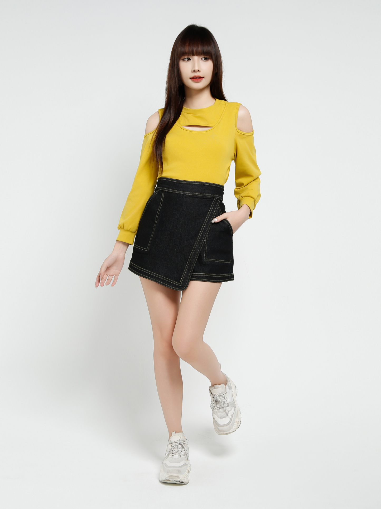 Shoulder Hole Top 37723