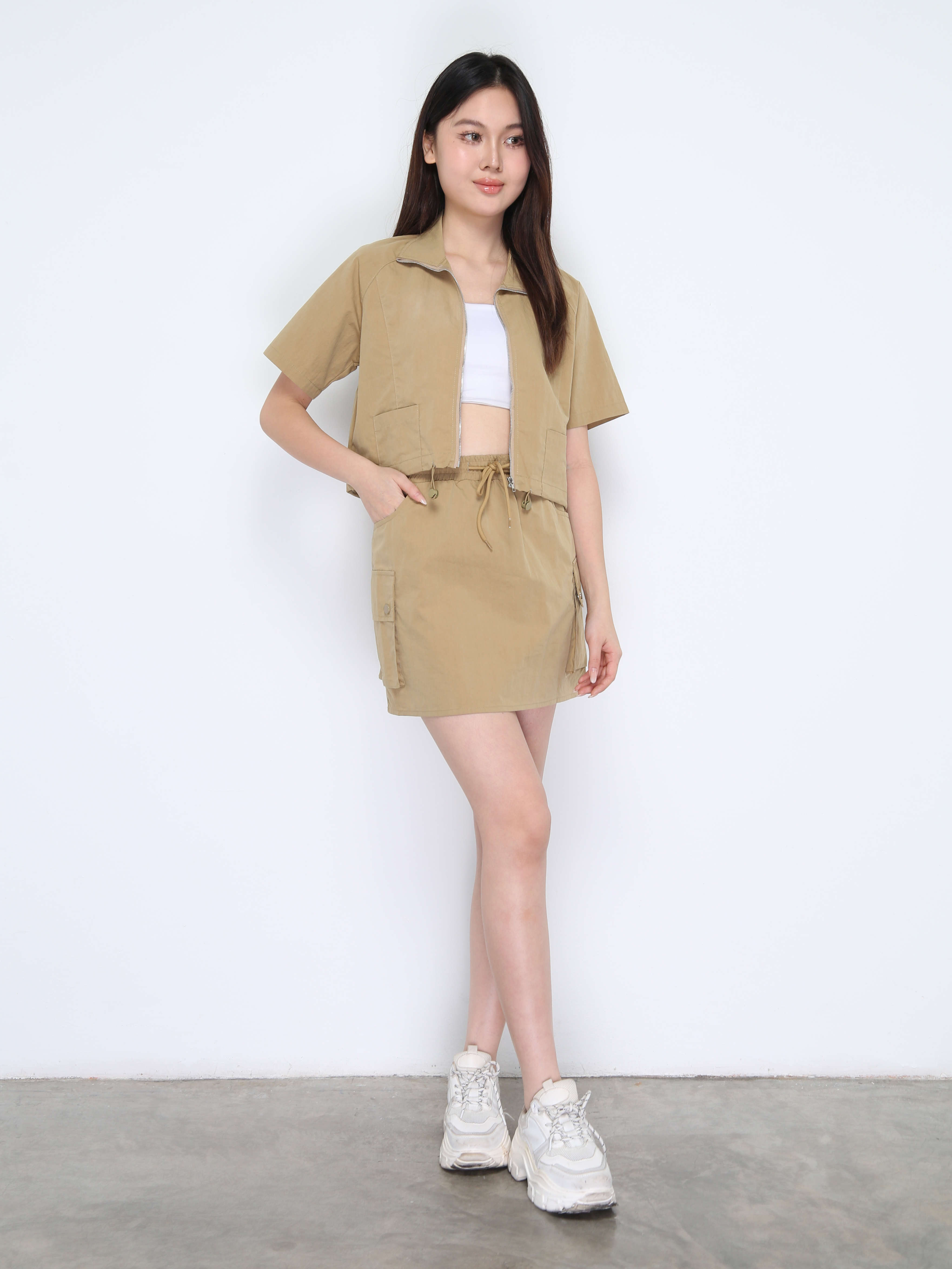 Short Sleeve Front Zip Top With Skirt Set 37870