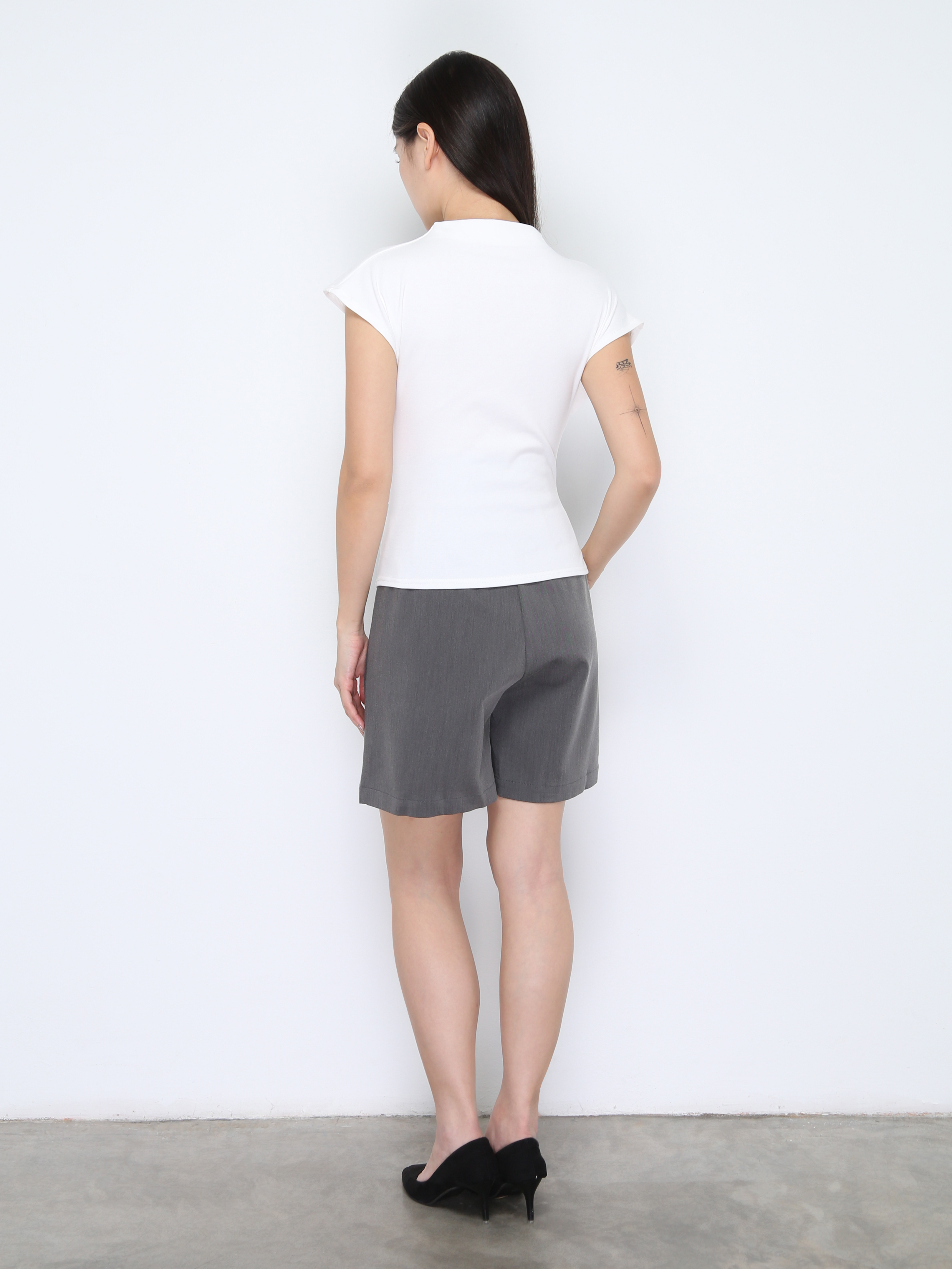 Turtle Neck Pleated Top 37944