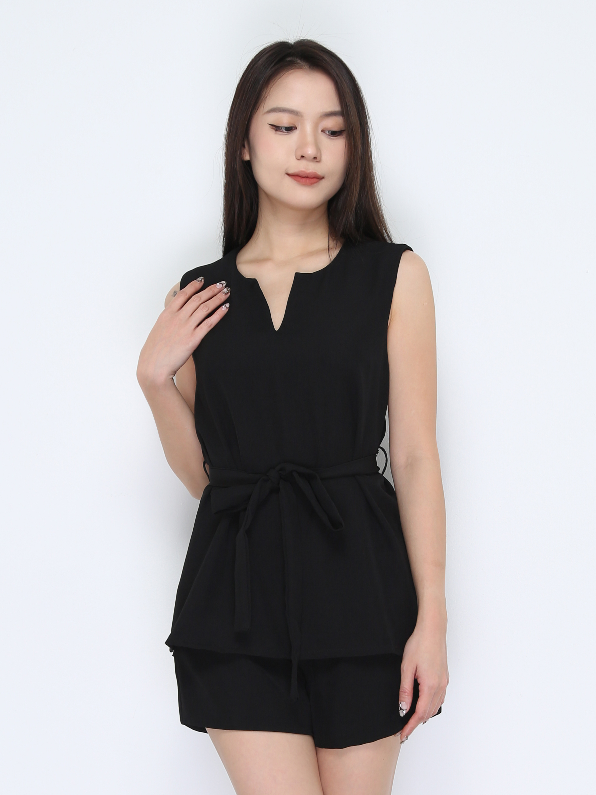 Sleeveless Top With Short Pant Set 38030