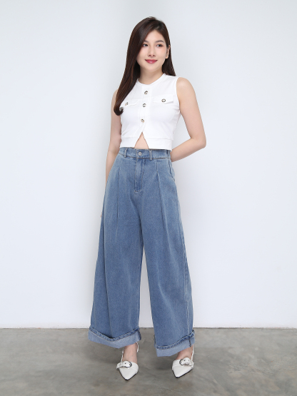 Sleeveless Front Button Top 38583