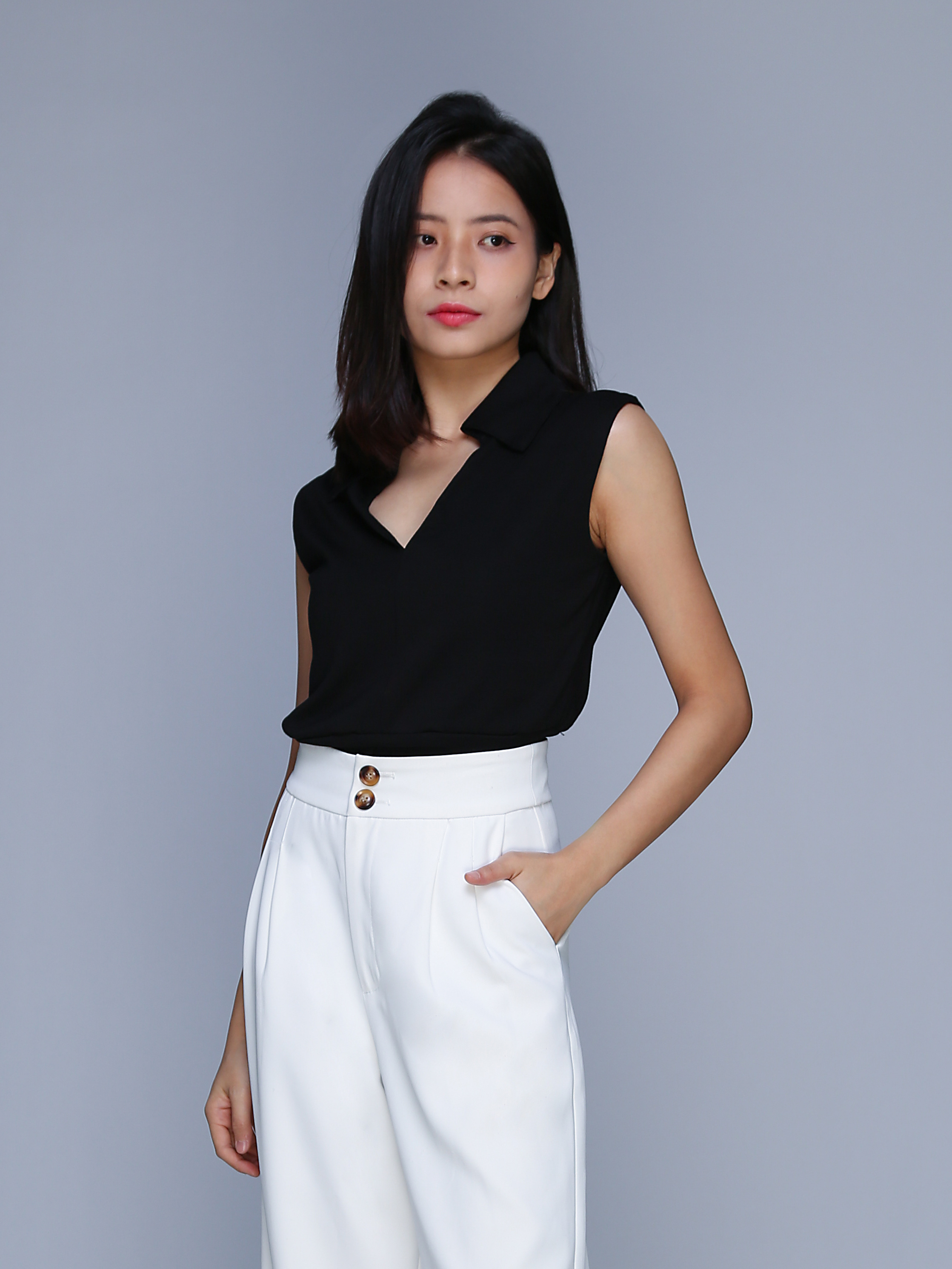 V Neck Sleeveless Top 39141