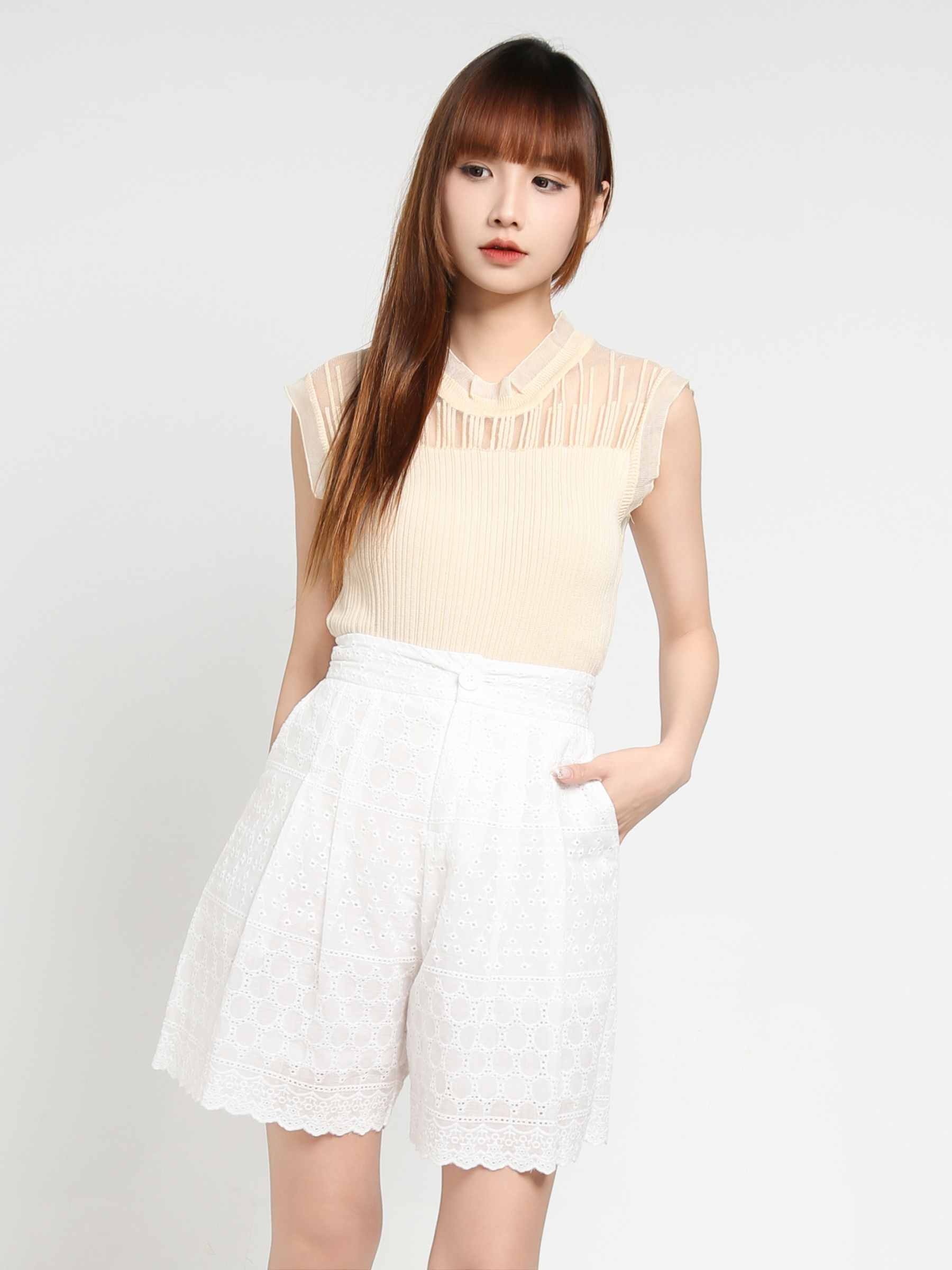 Eyelet Short Pants 35136