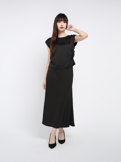 Sleeveless Top With Long Skirt Set 39388