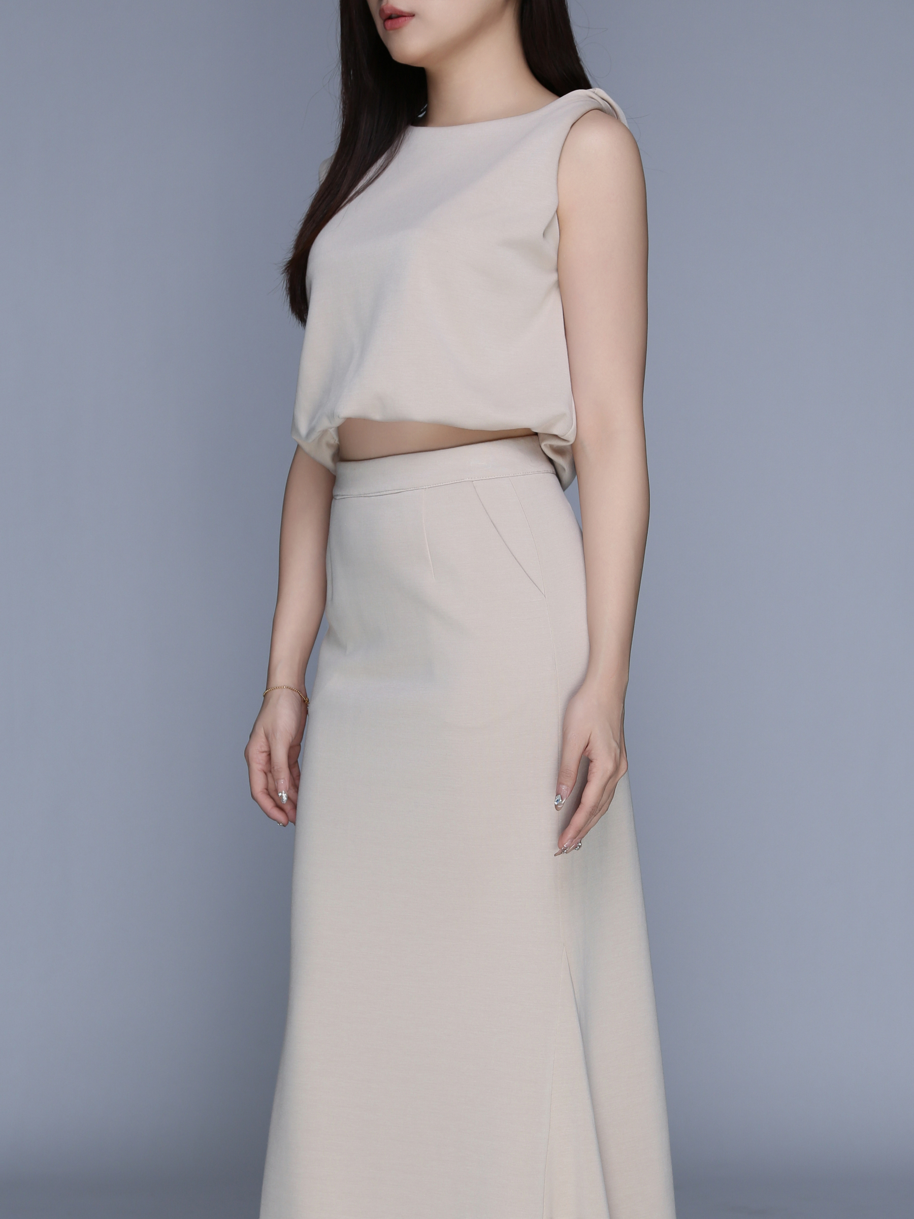 Sleeveless Top With Long Skirt Set 39552