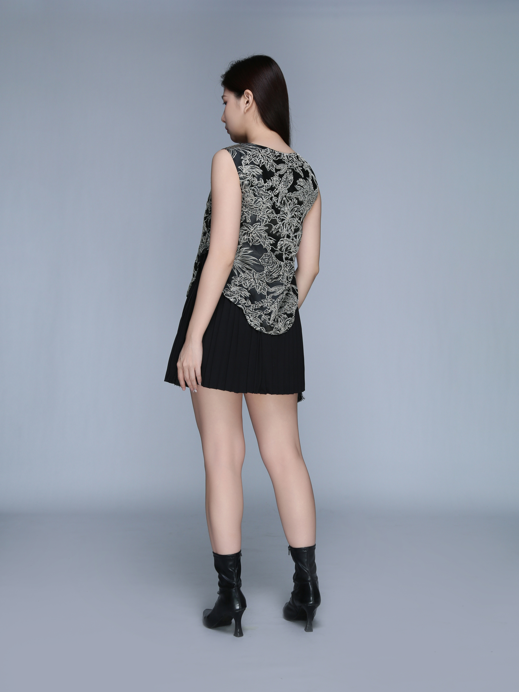 Sleeveless New Year Top With Skirt Set 39560