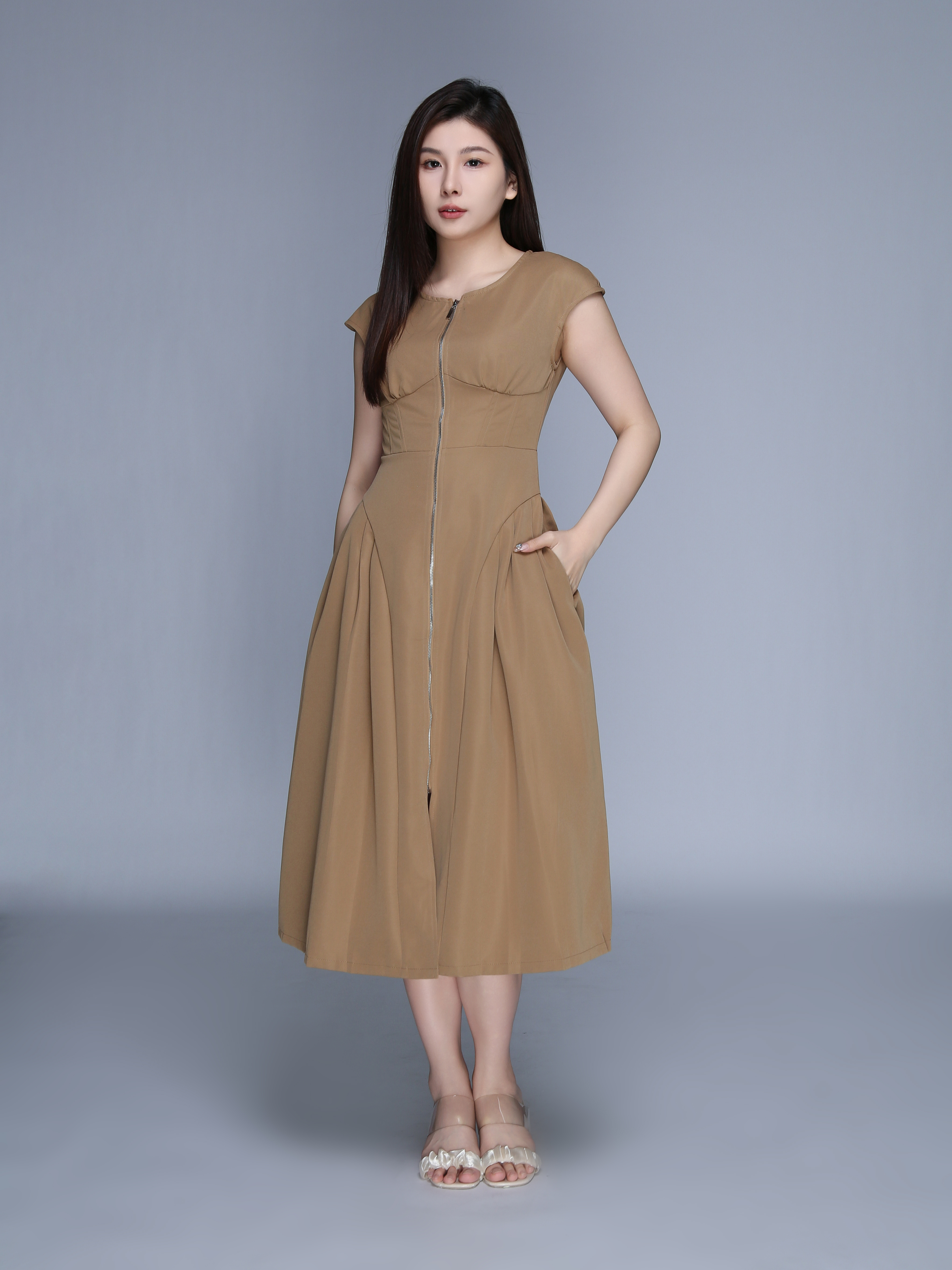 Sleeveless Front Zip Dress 39581