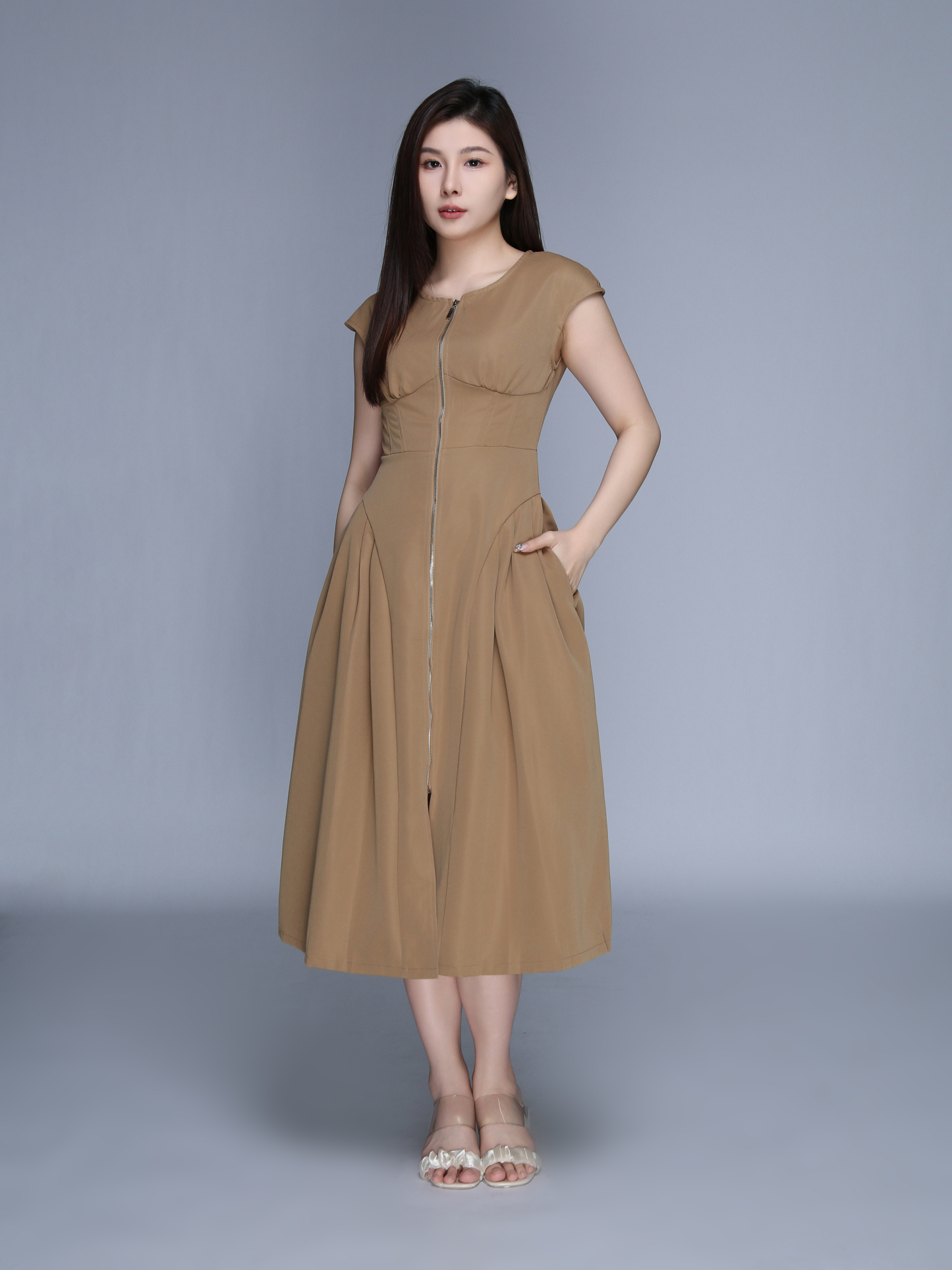 Sleeveless Front Zip Dress 39581