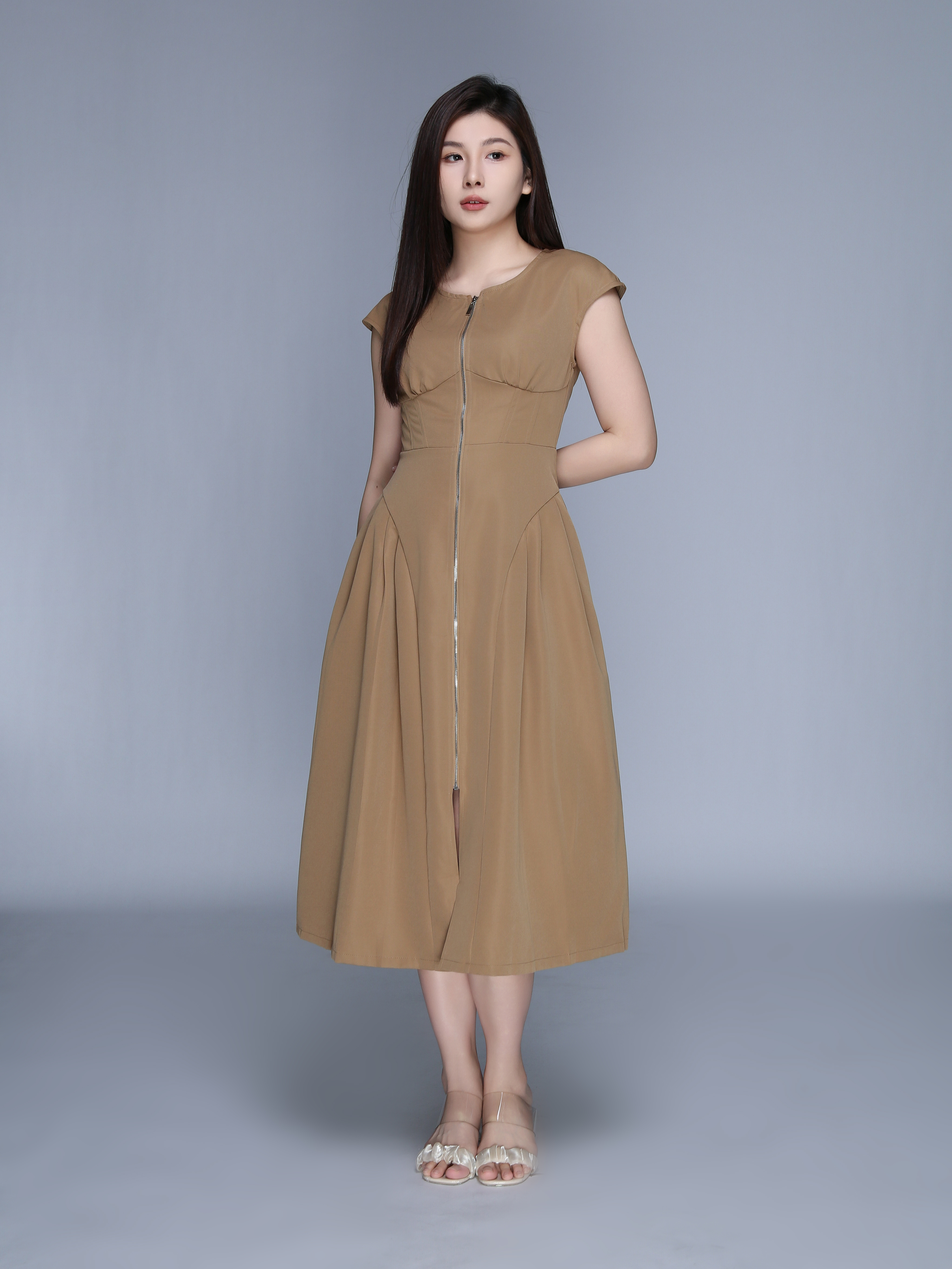 Sleeveless Front Zip Dress 39581