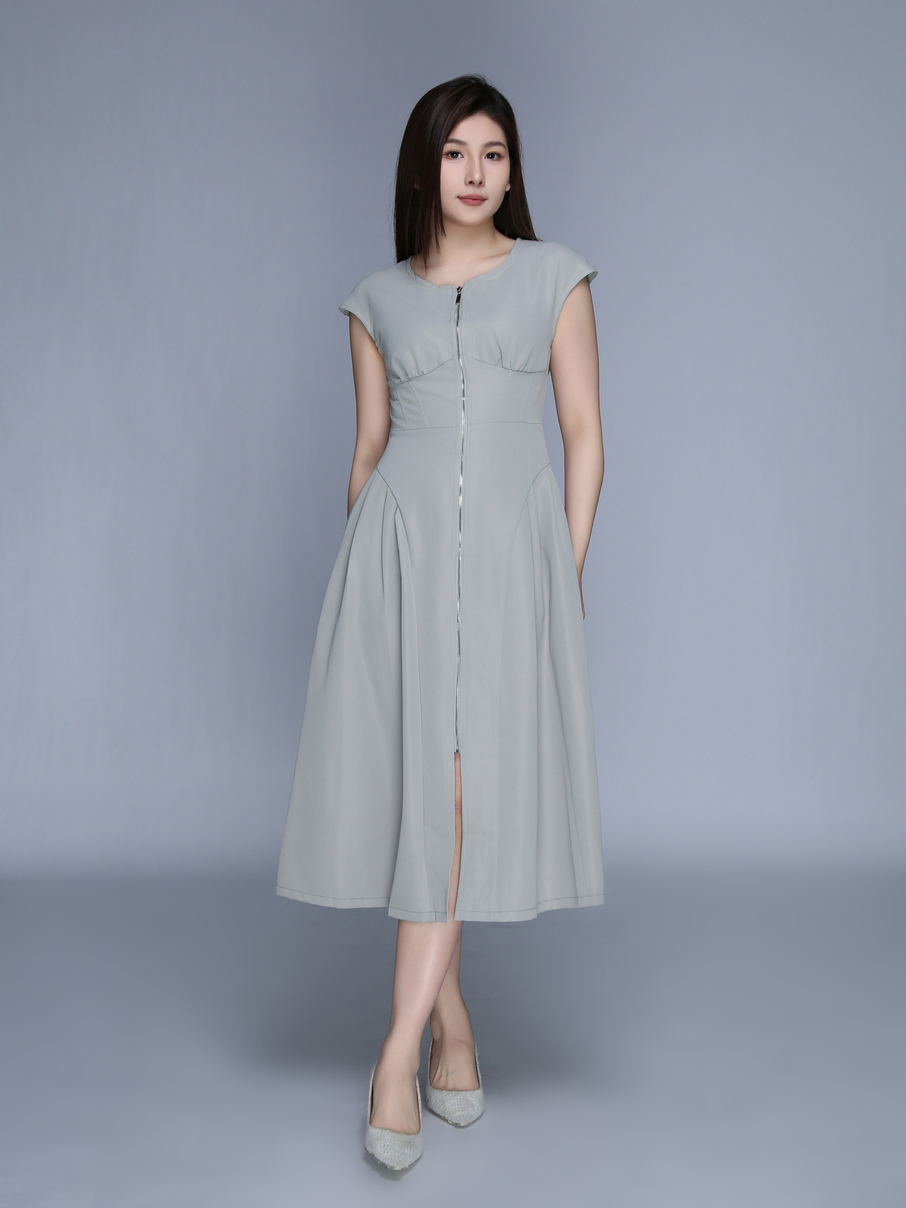 Sleeveless Front Zip Dress 39581