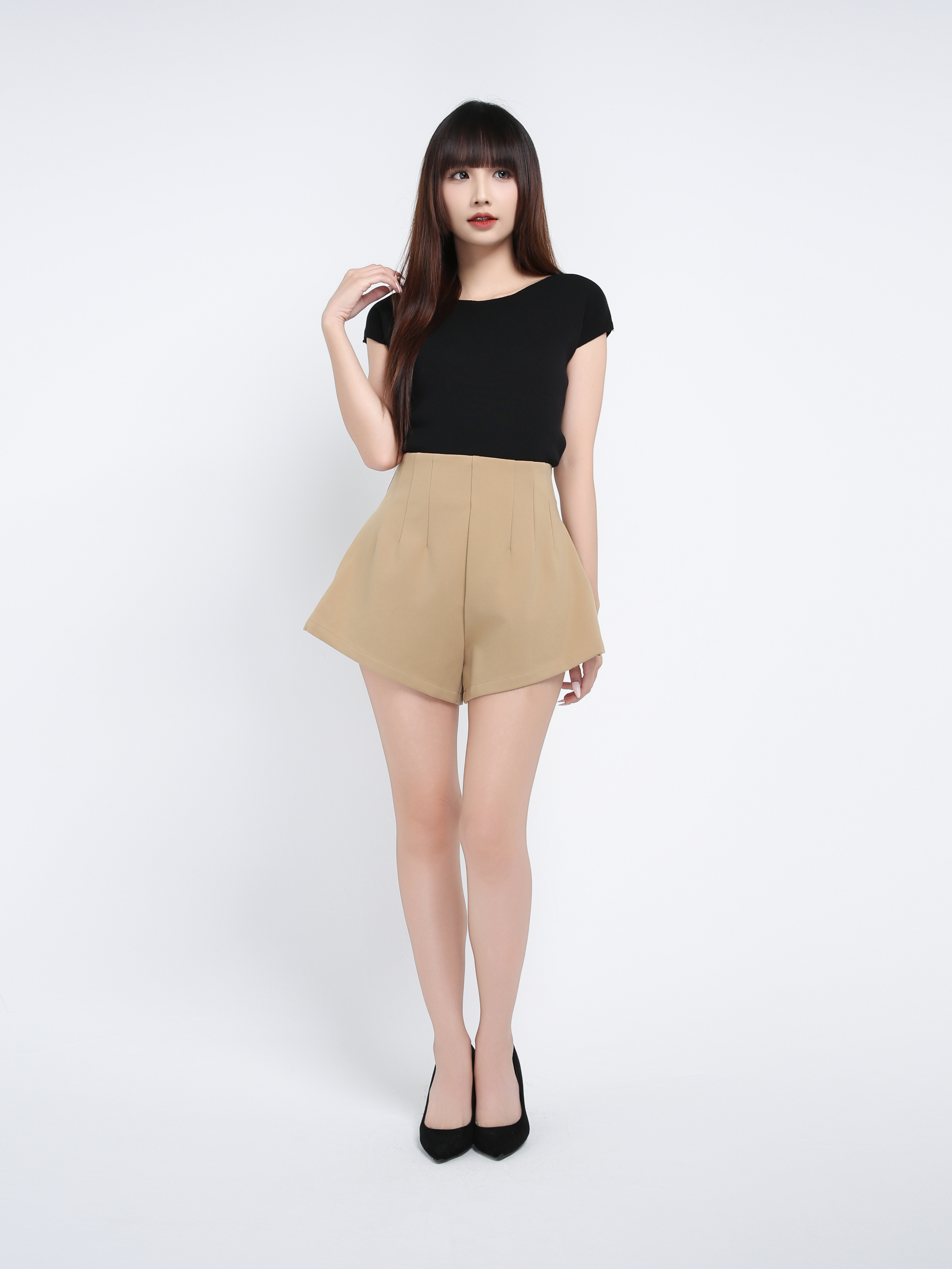 Back Zip Pleated Short Pant 39616