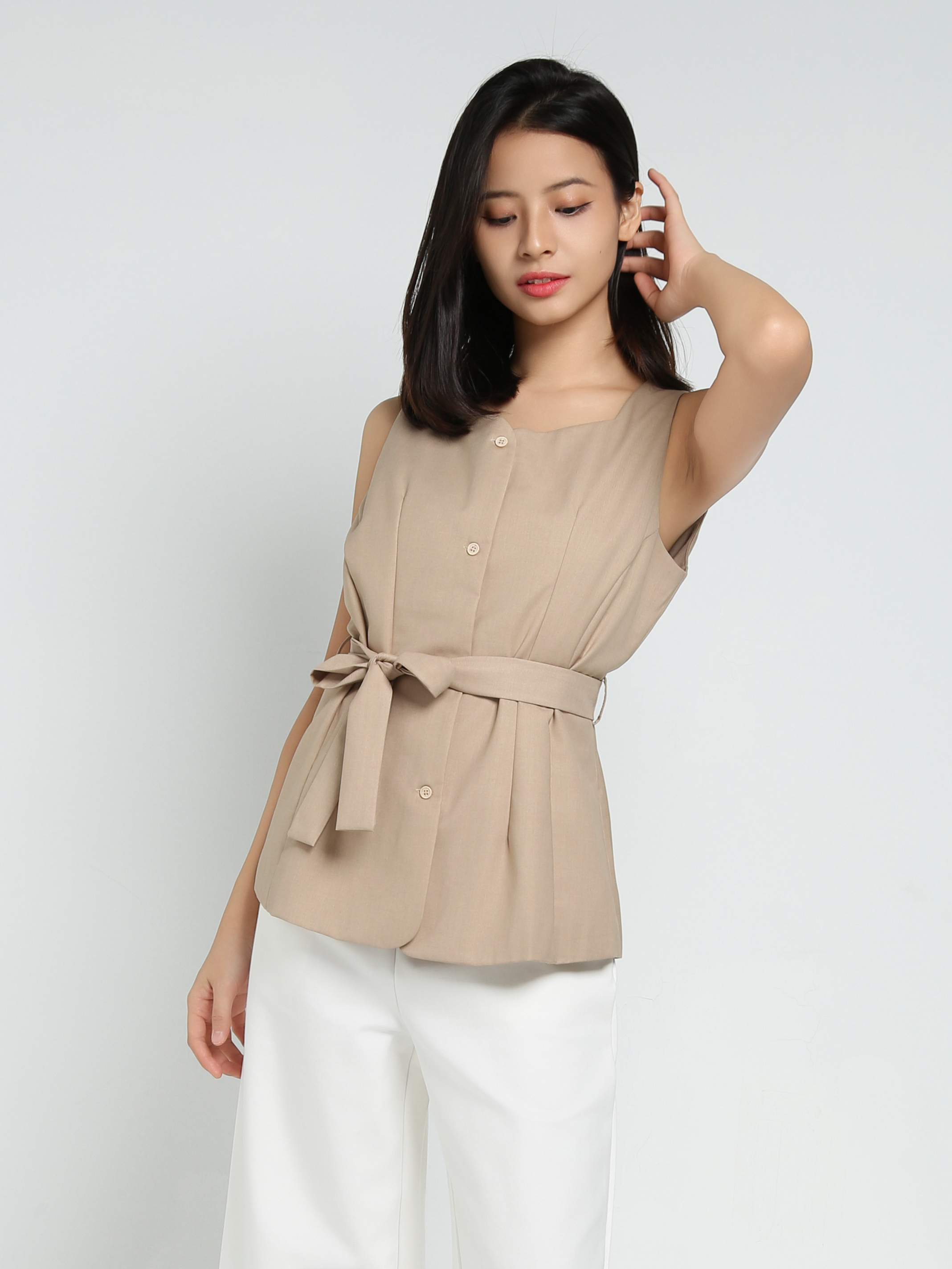 Sleeveless Front Button Top 39718