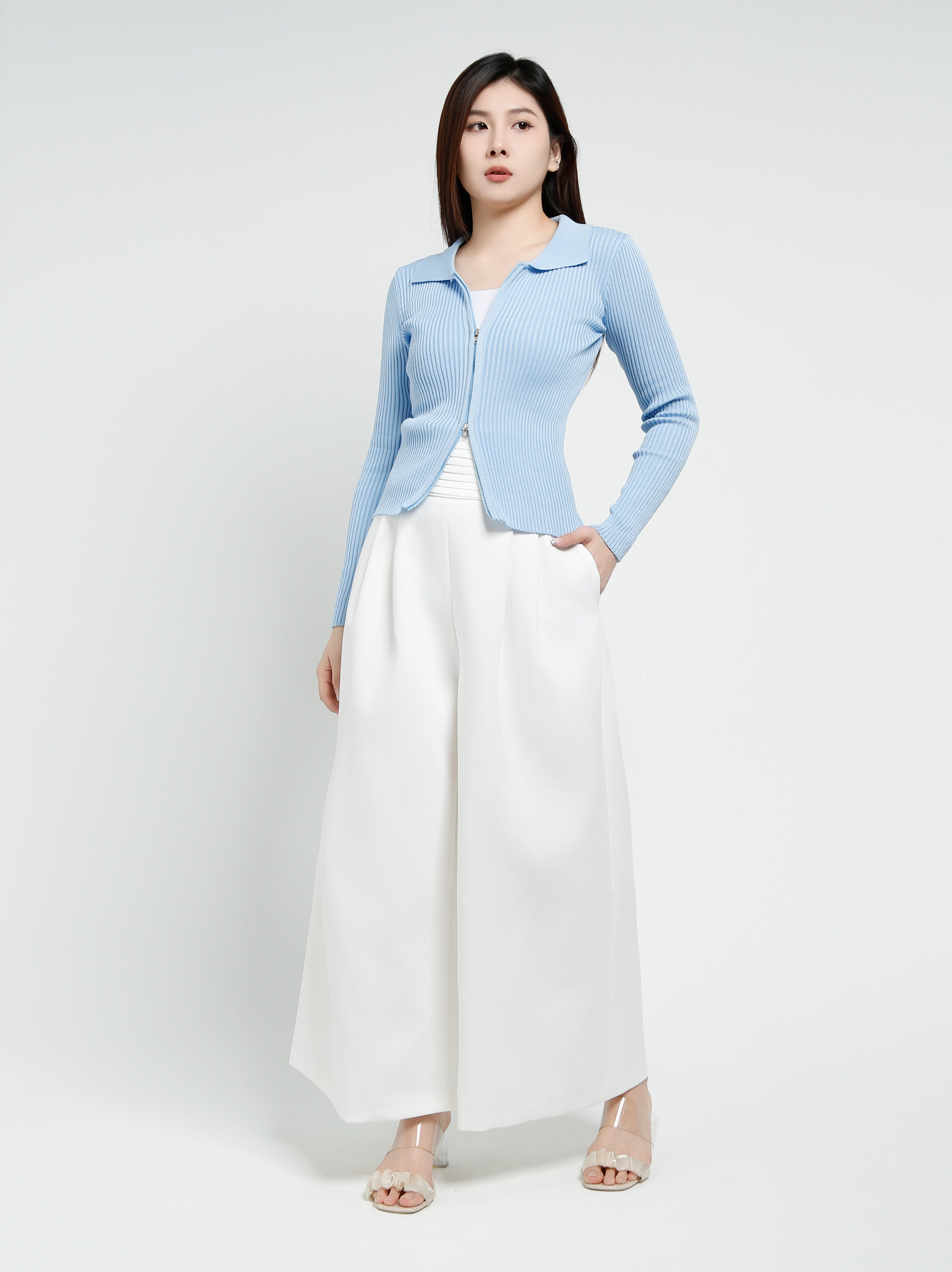 Front Zip Top 40287