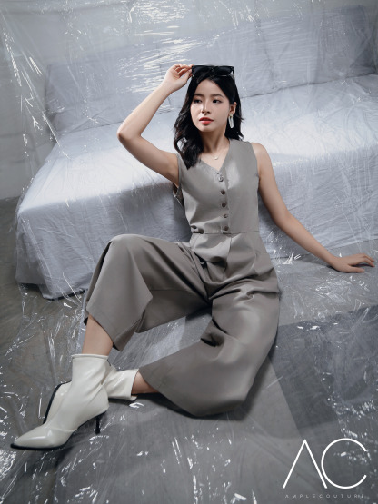 Sleeveless Front Button V Neck Jumpsuit 40435