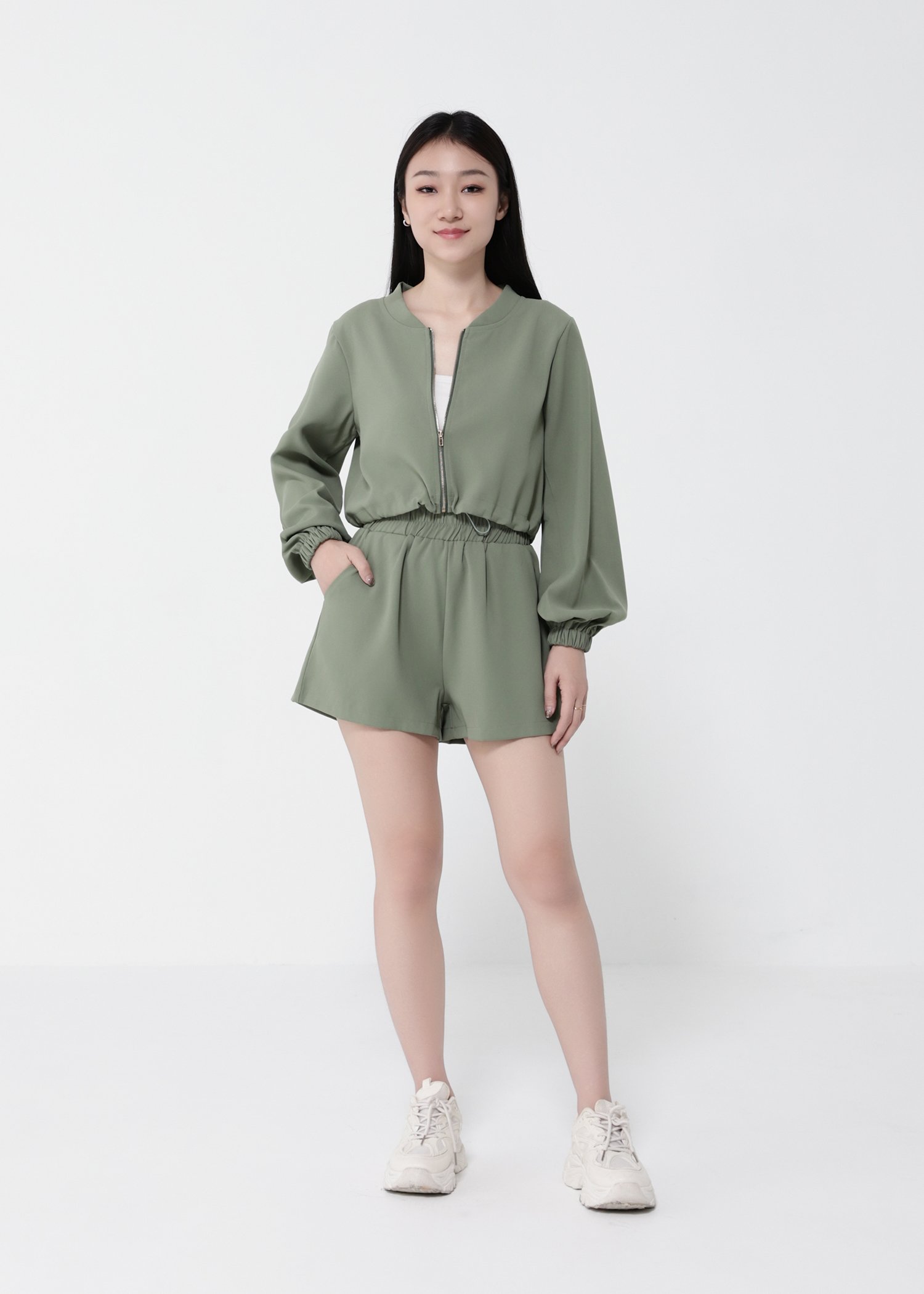 Long Sleeve Front Zip Top With Short Pant Set 40624