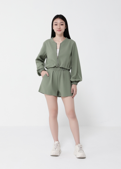 Long Sleeve Front Zip Top With Short Pant Set 40624
