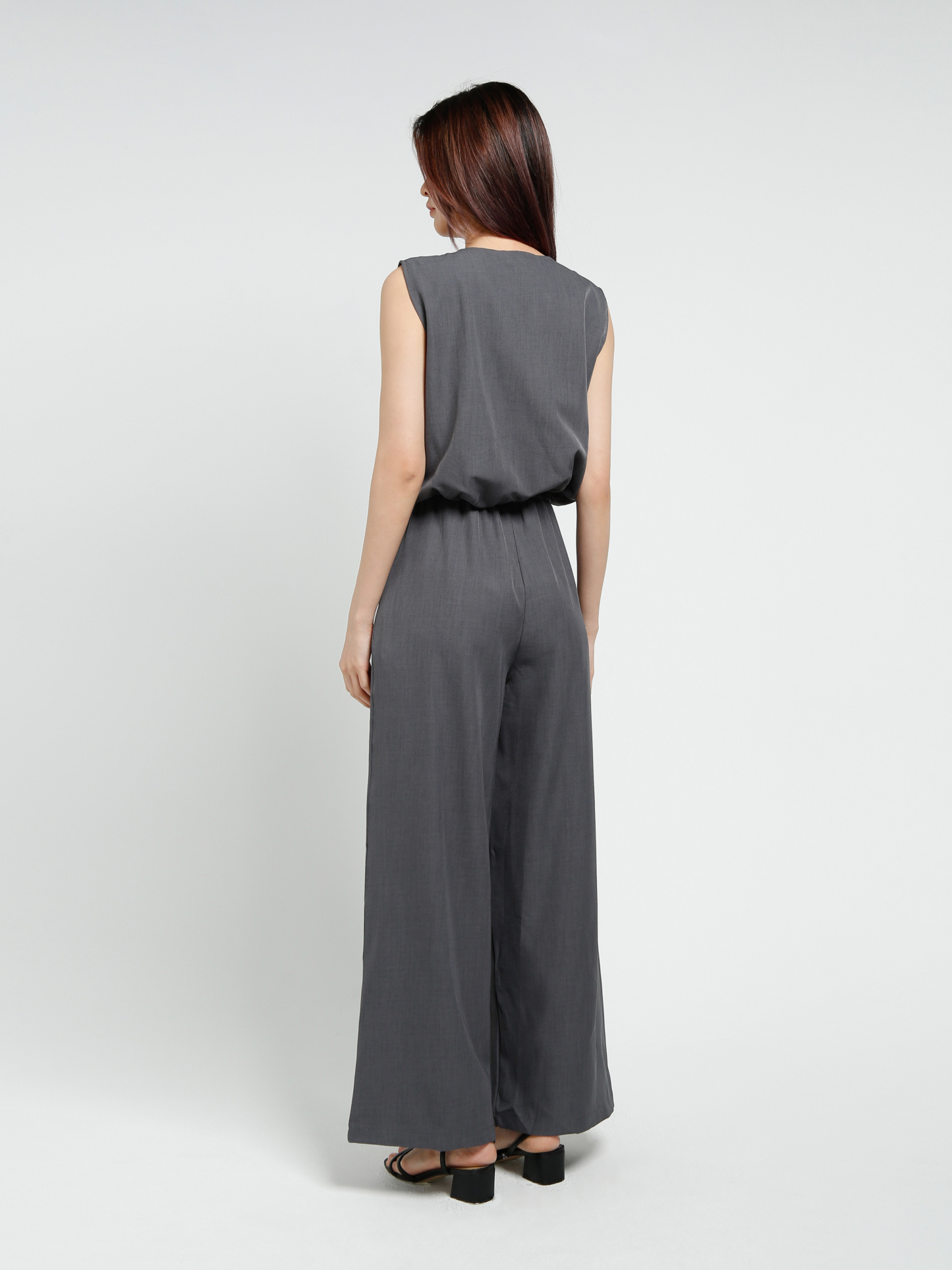 Sleeveless Front Zip Top With Long Pant Set 40851