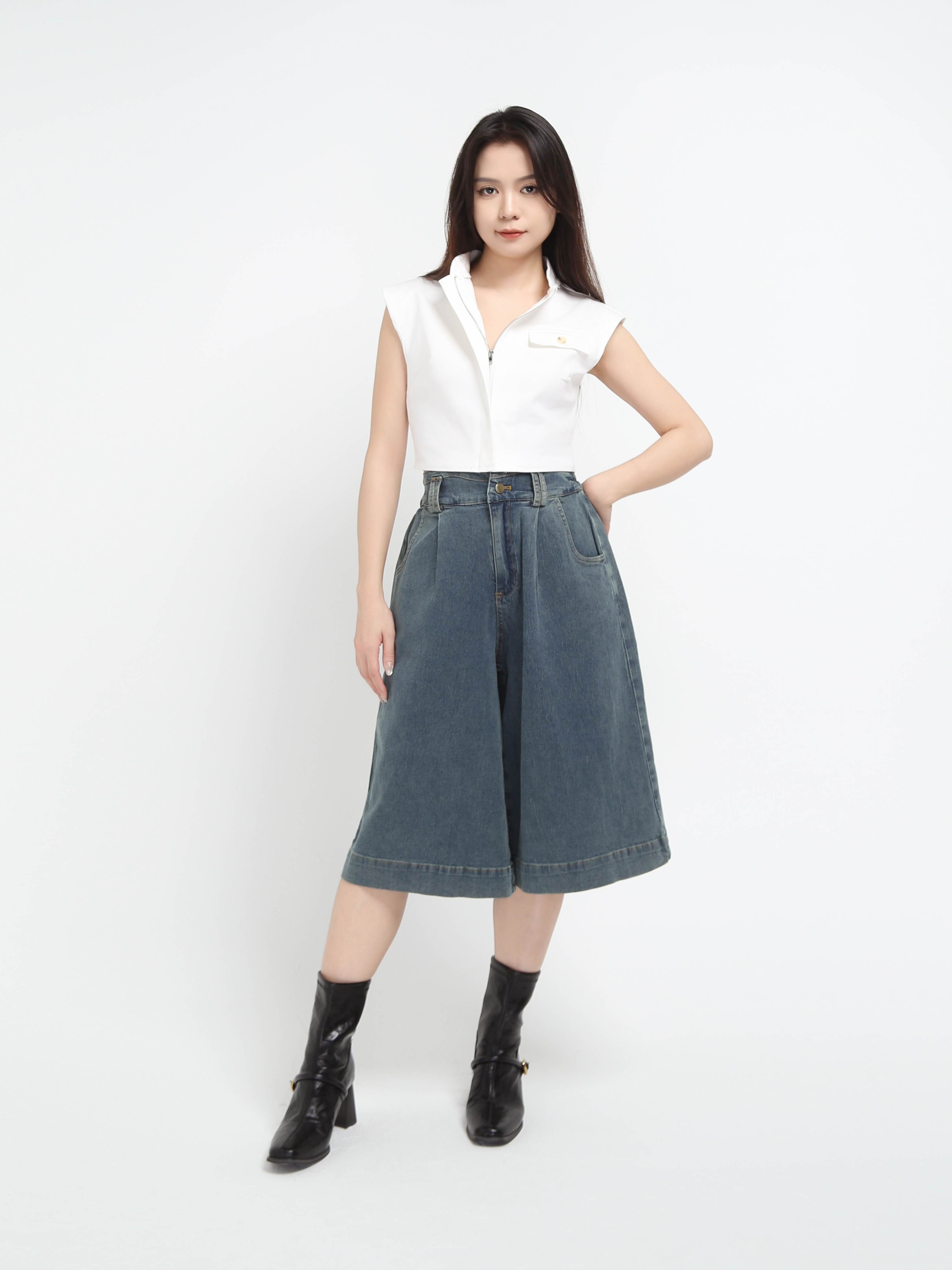 Front Zip Top 45047