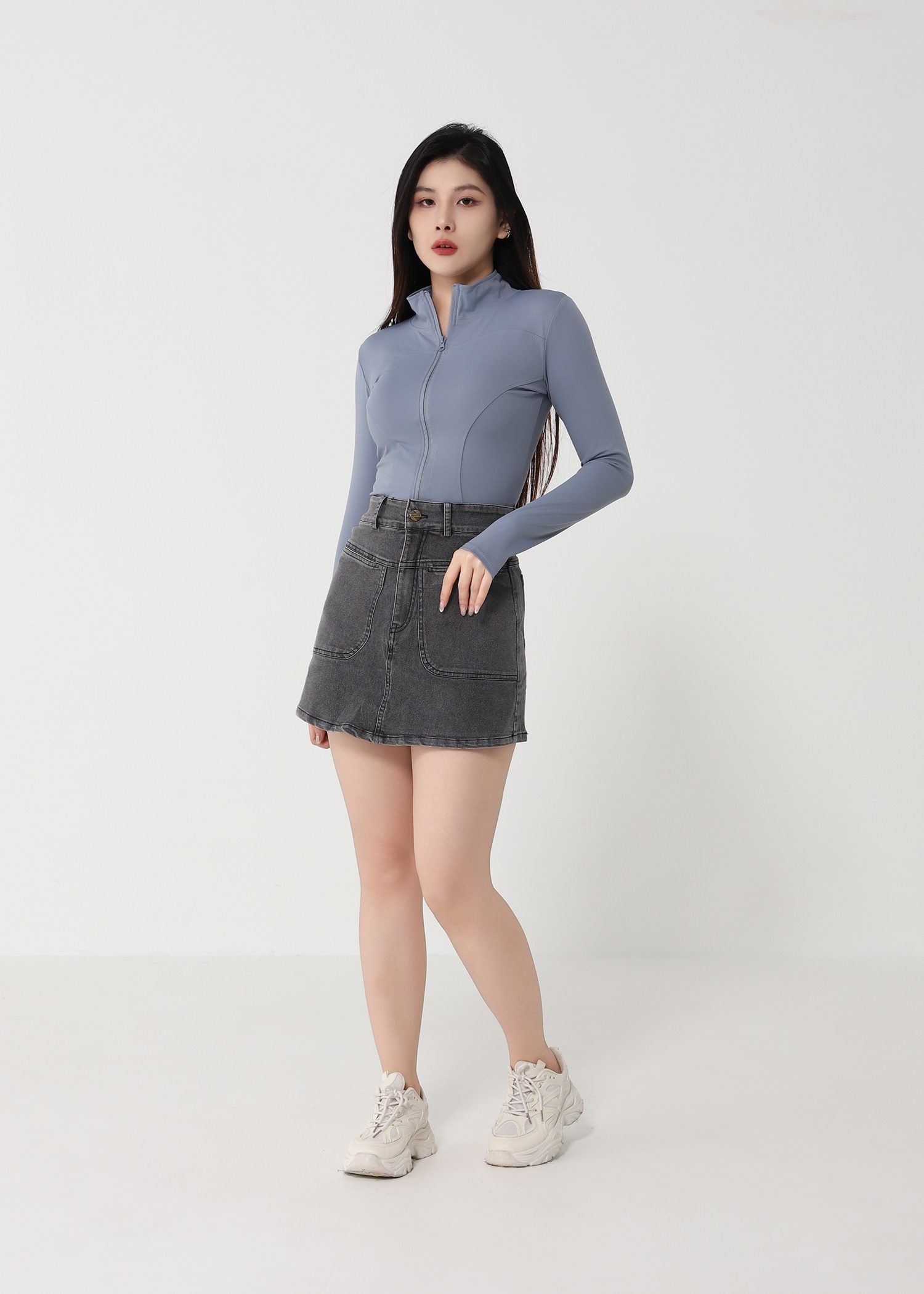 Sport Wear Front Zip Top 48939