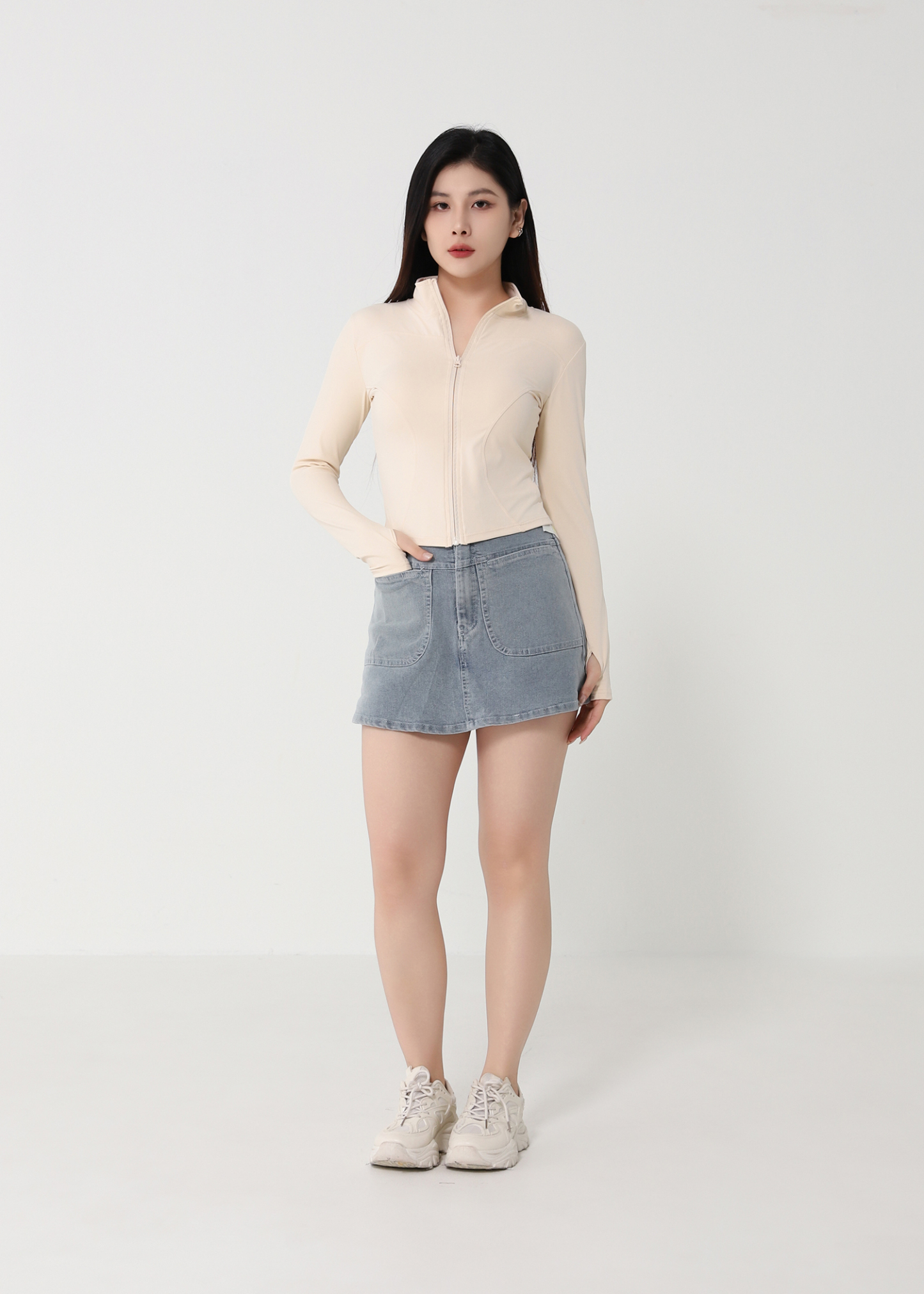 Sport Wear Front Zip Top 48939