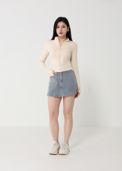 Sport Wear Front Zip Top 48939