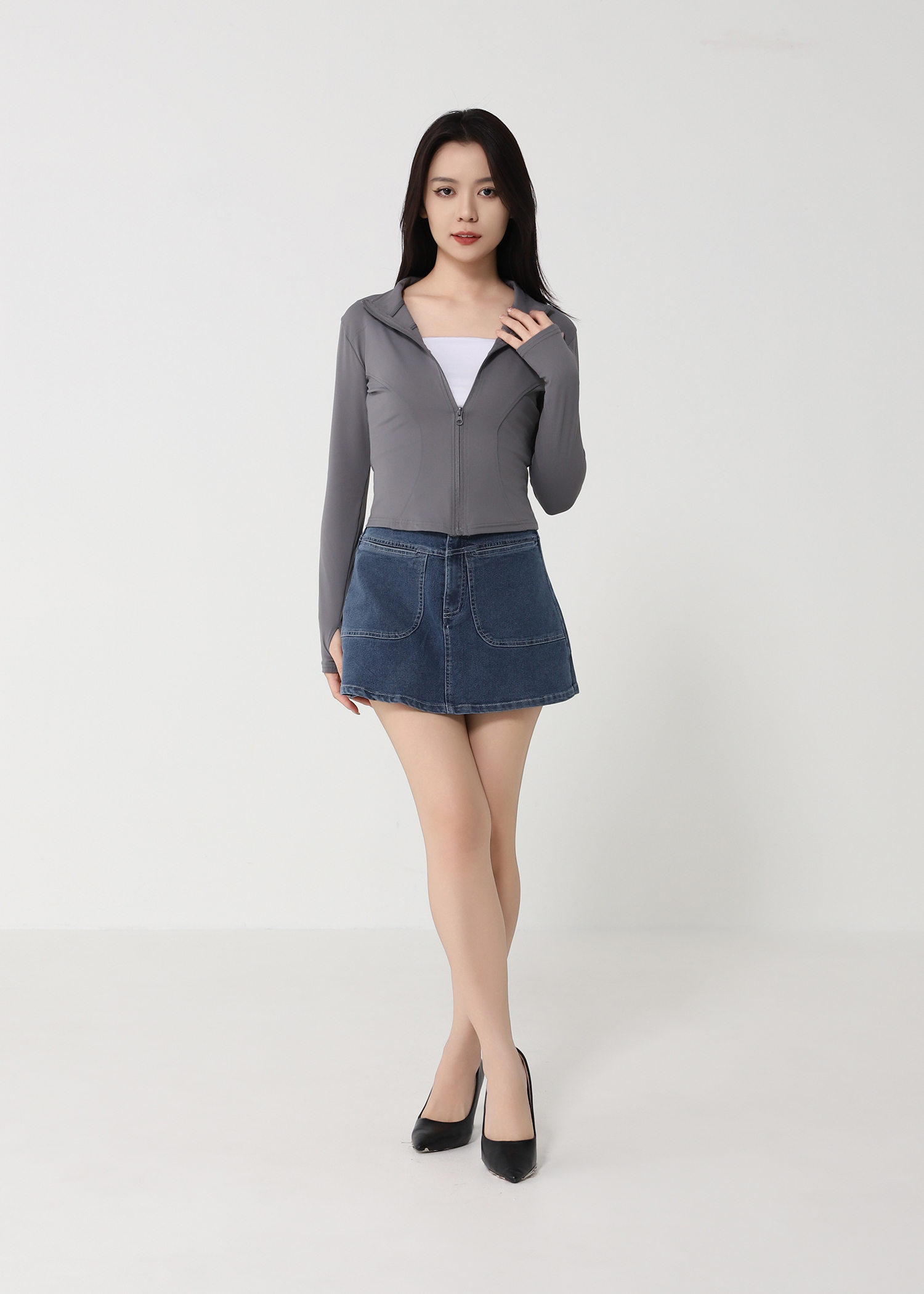 Sport Wear Front Zip Top 48939