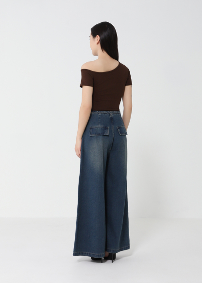 Sloping Short Sleeve Top 49163