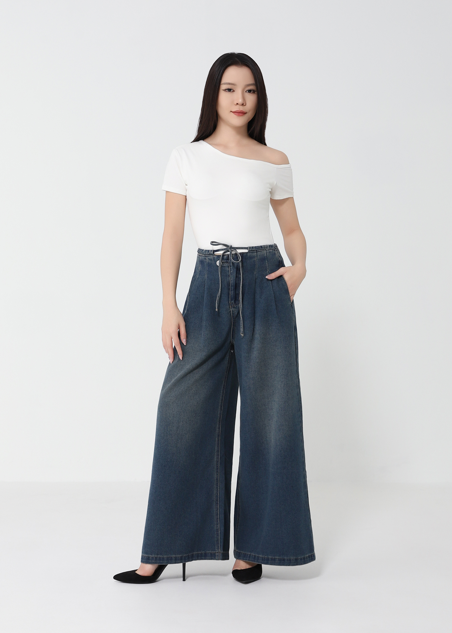 Sloping Short Sleeve Top 49163