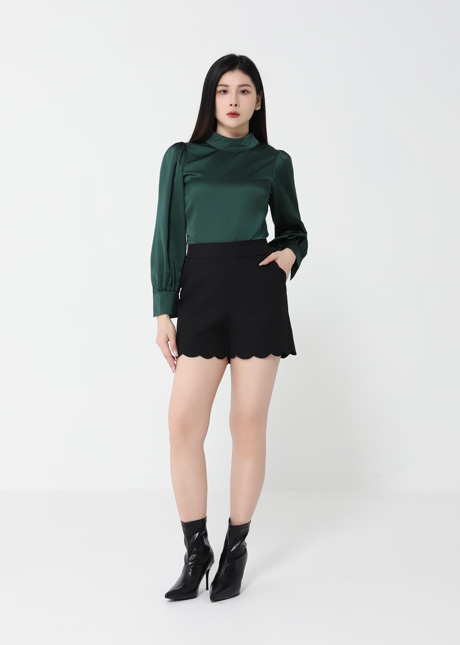 Turtle Neck Satin  Top 49336