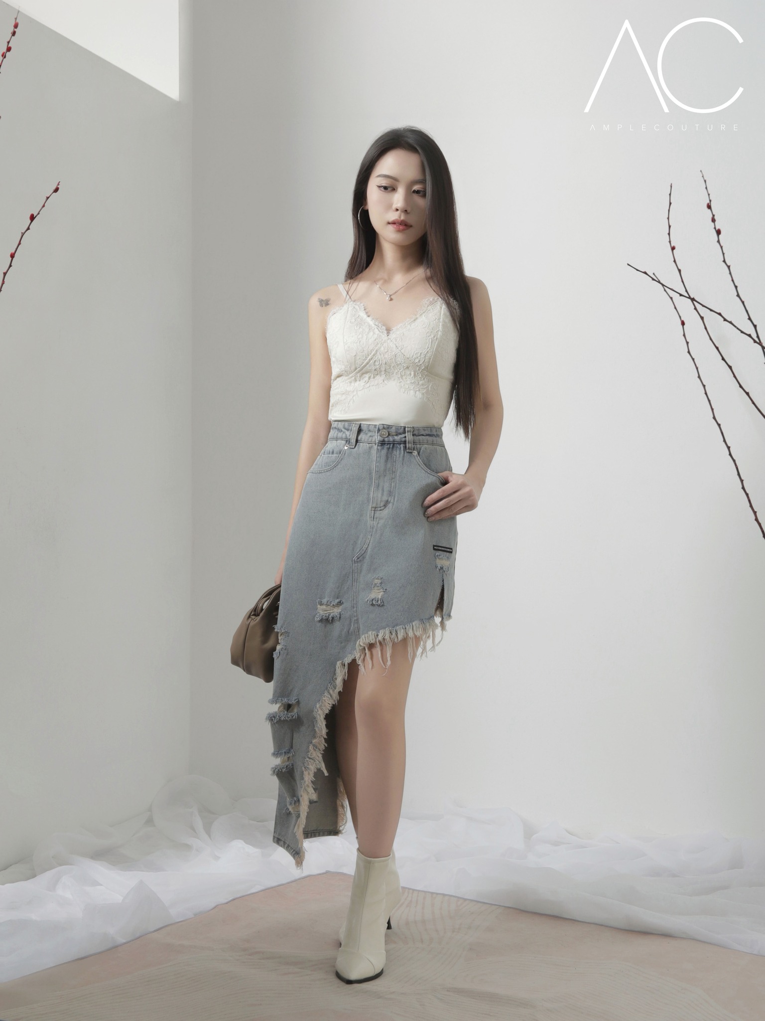 Denim Ripped Skirt Pants 42562