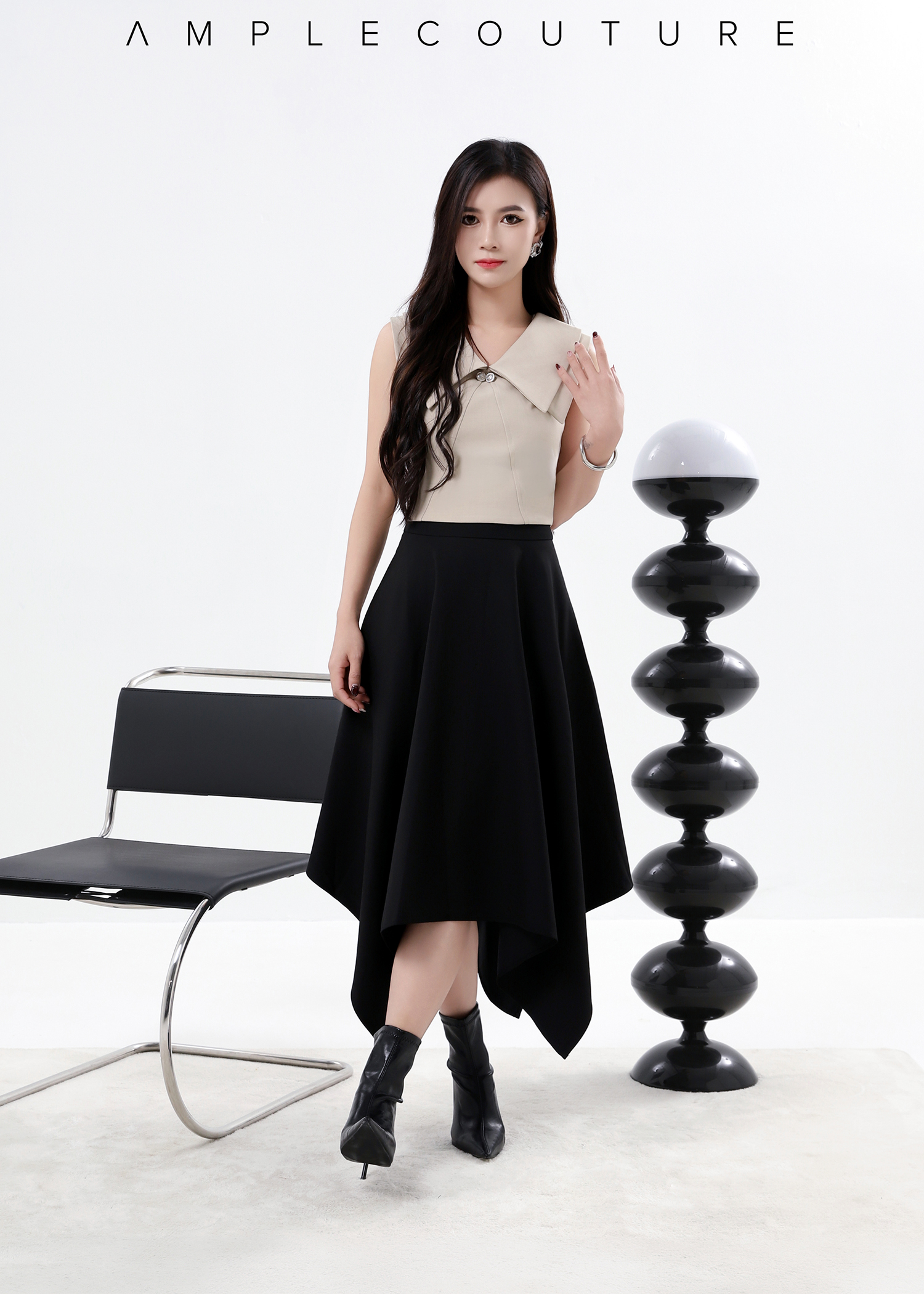 Chic Collar Sleeveless Top AC582