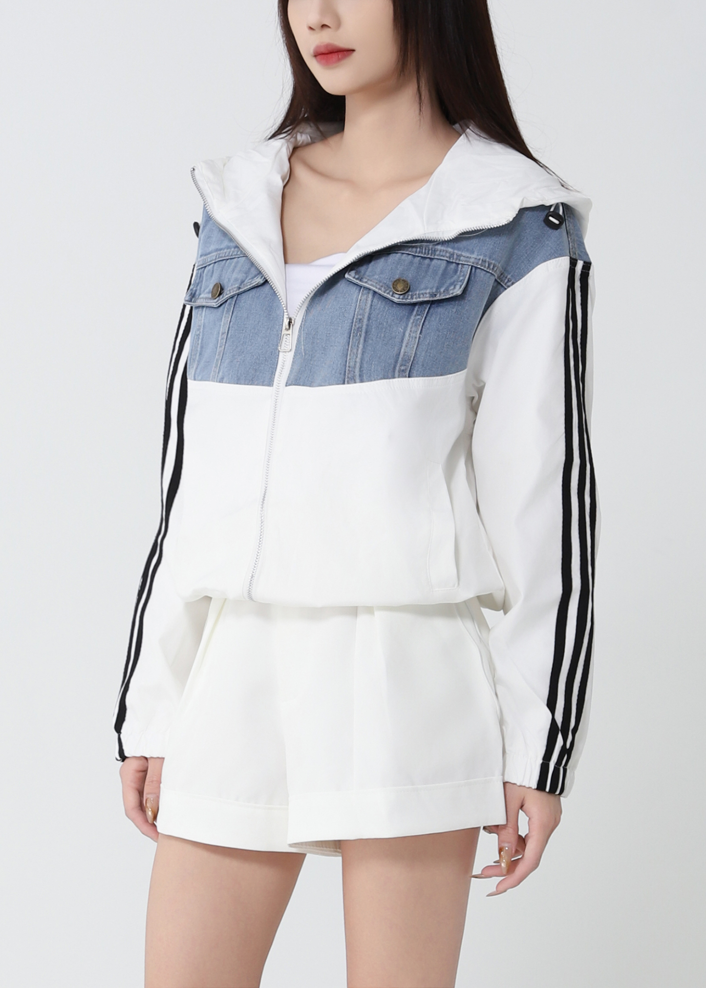 With Denim Jacket 52260