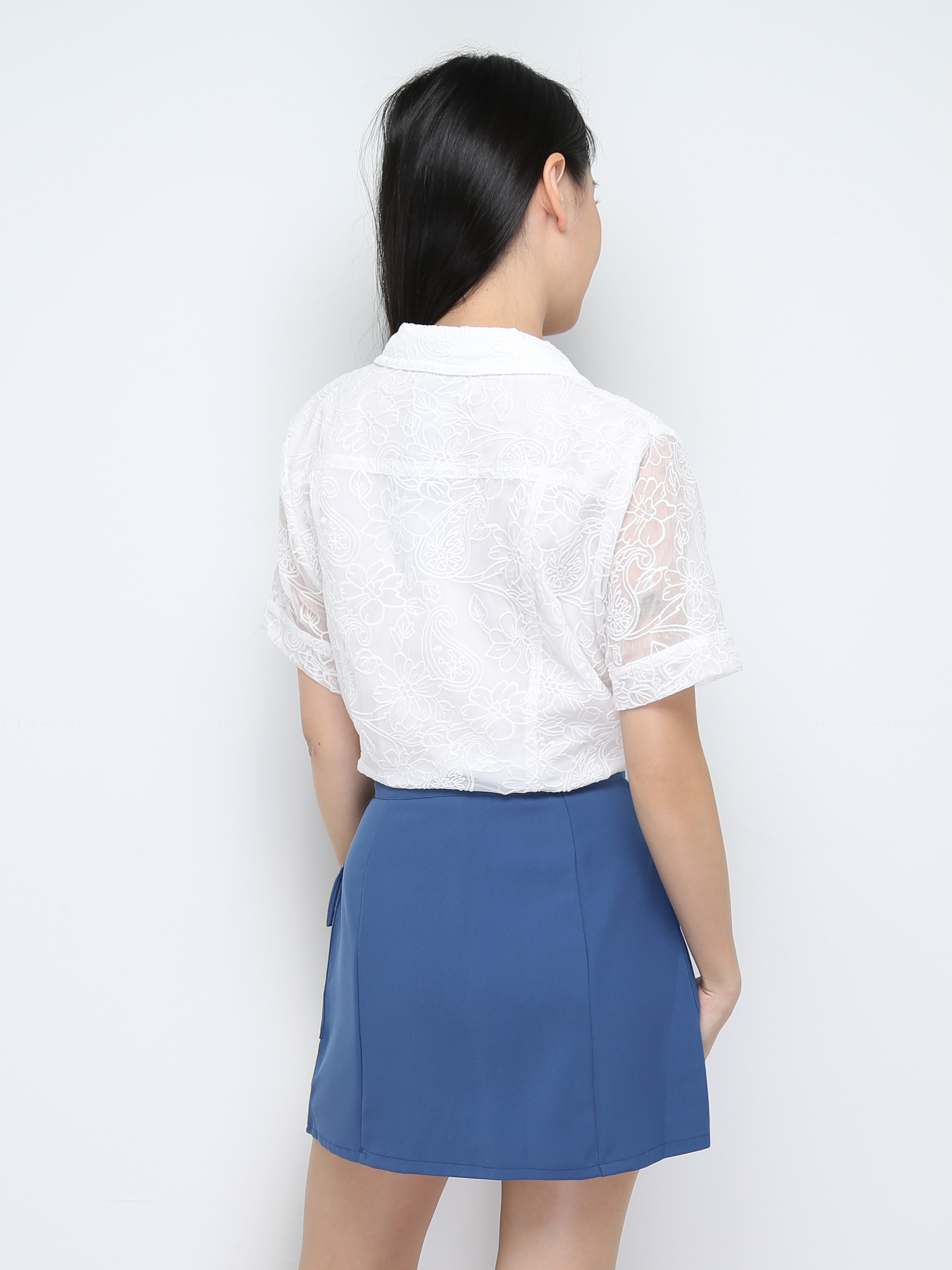 With Lace Front Button Blouse 28844