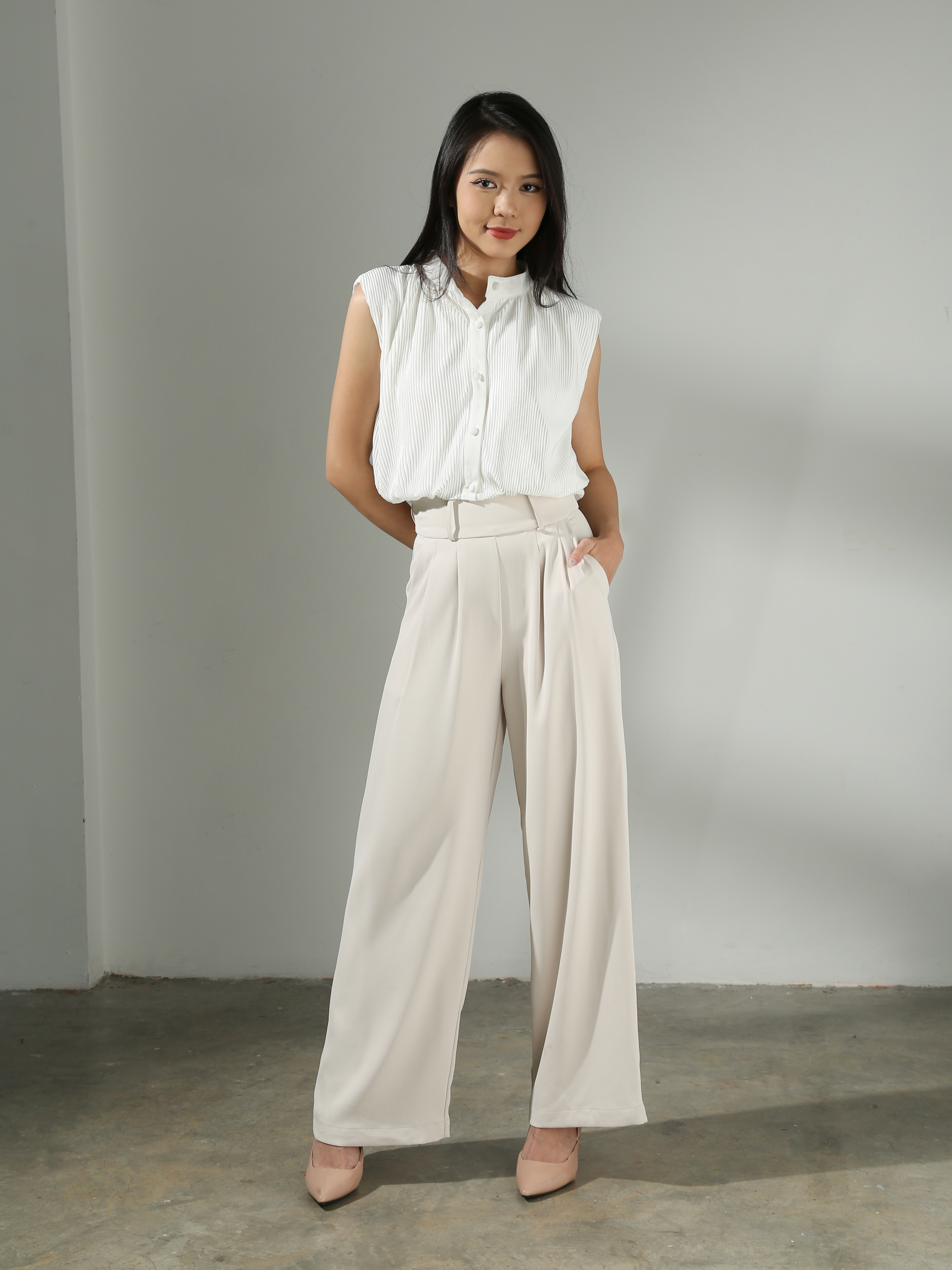 Sleeveless Pleated Front Button Top AC707 (SPO)