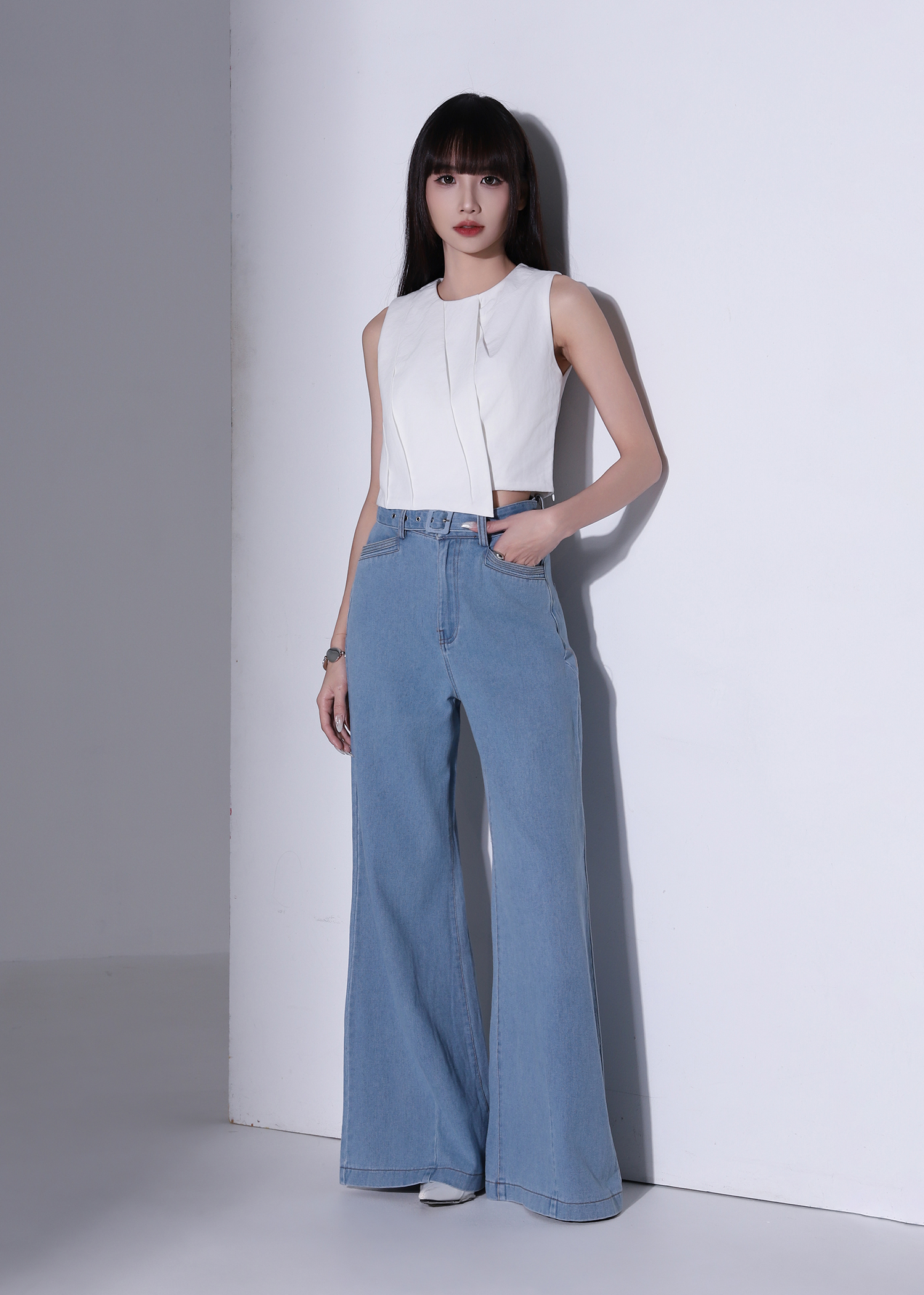 Sleeveless Pleated Detail Top AC1005