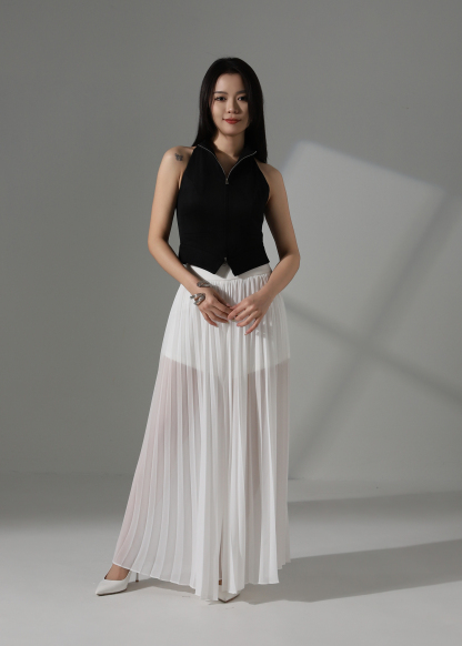 Halter Front Zip Top AC144