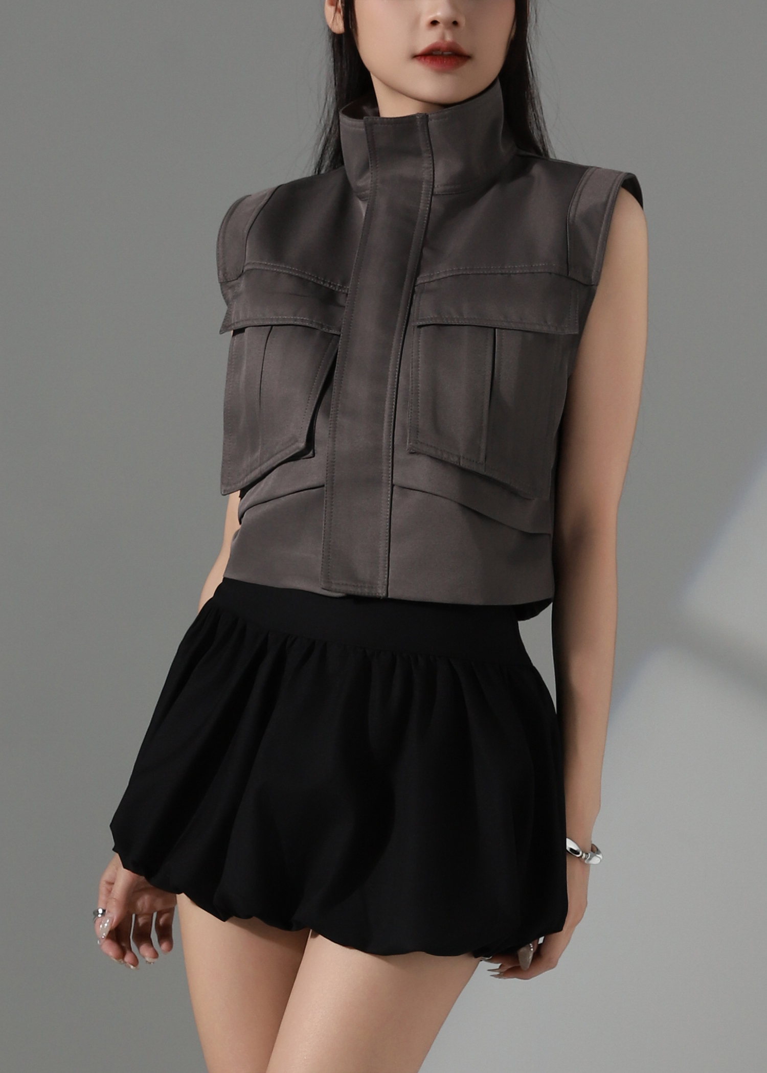 Sleeveless Front Zip Vest AC152