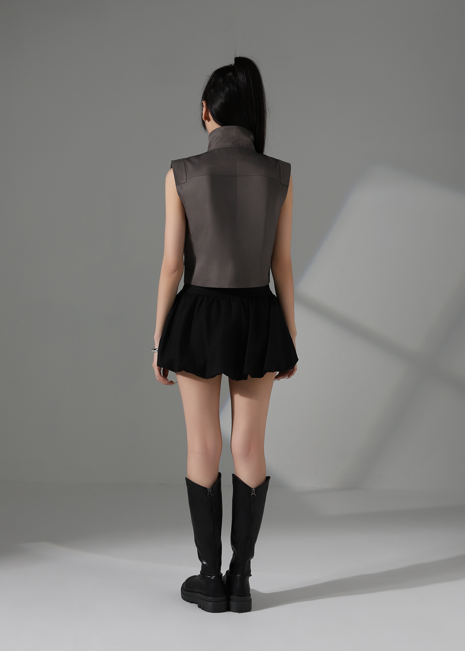 Sleeveless Front Zip Vest AC152