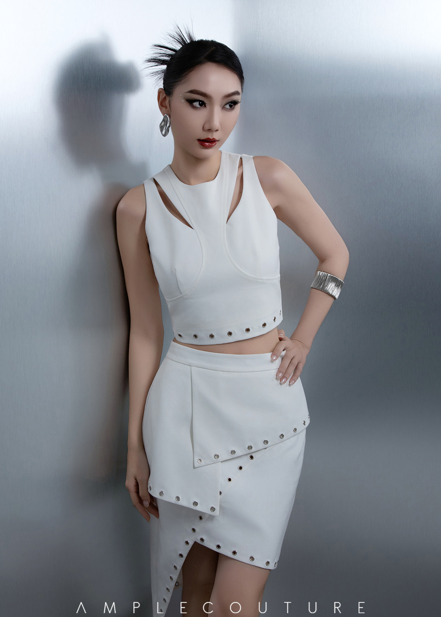 Sleeveless Fake Two Piece Top AC160