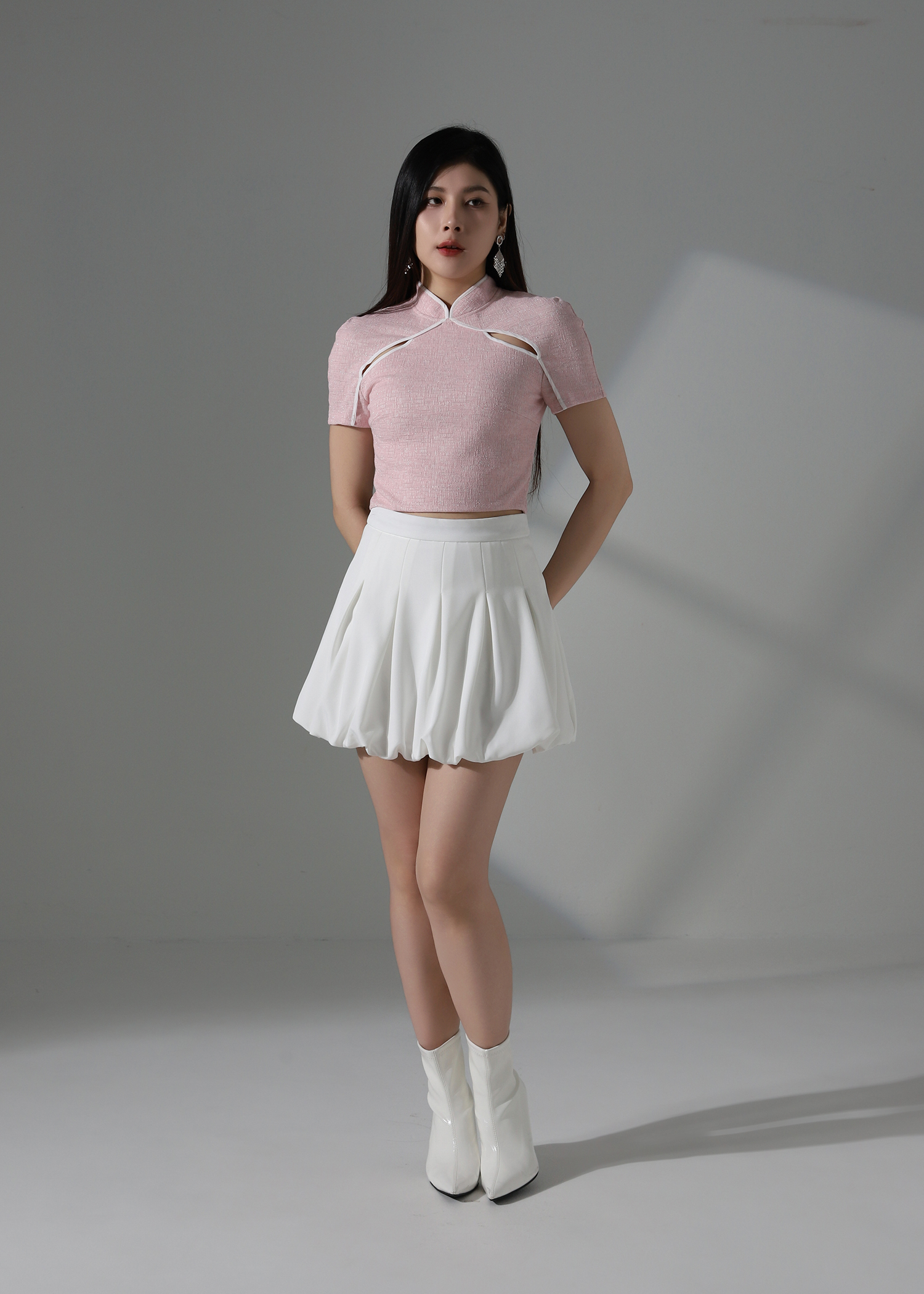 Chic Modern Chinese Front Hollow Top AC171