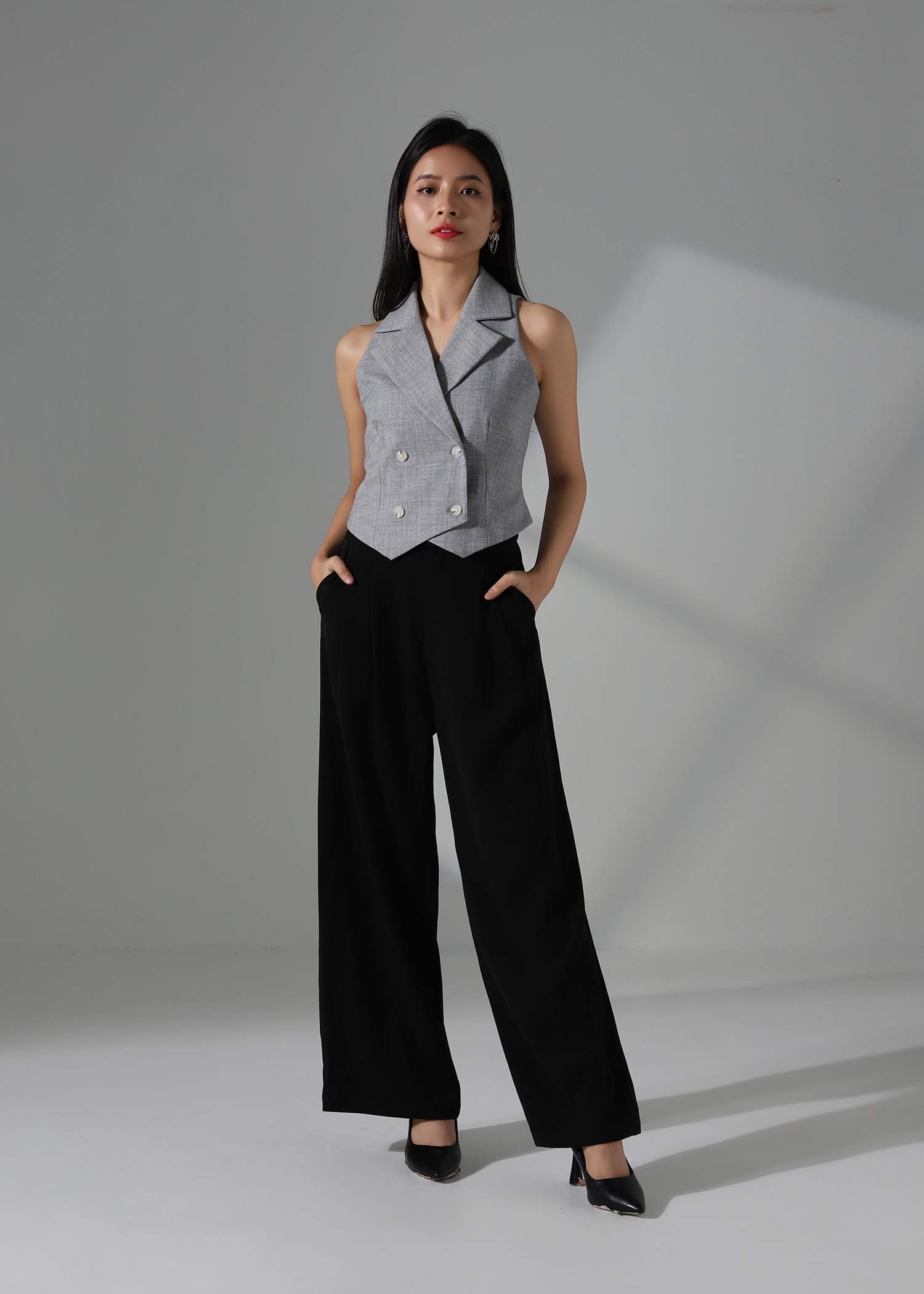 Elegant Sleeveless Blazer AC176