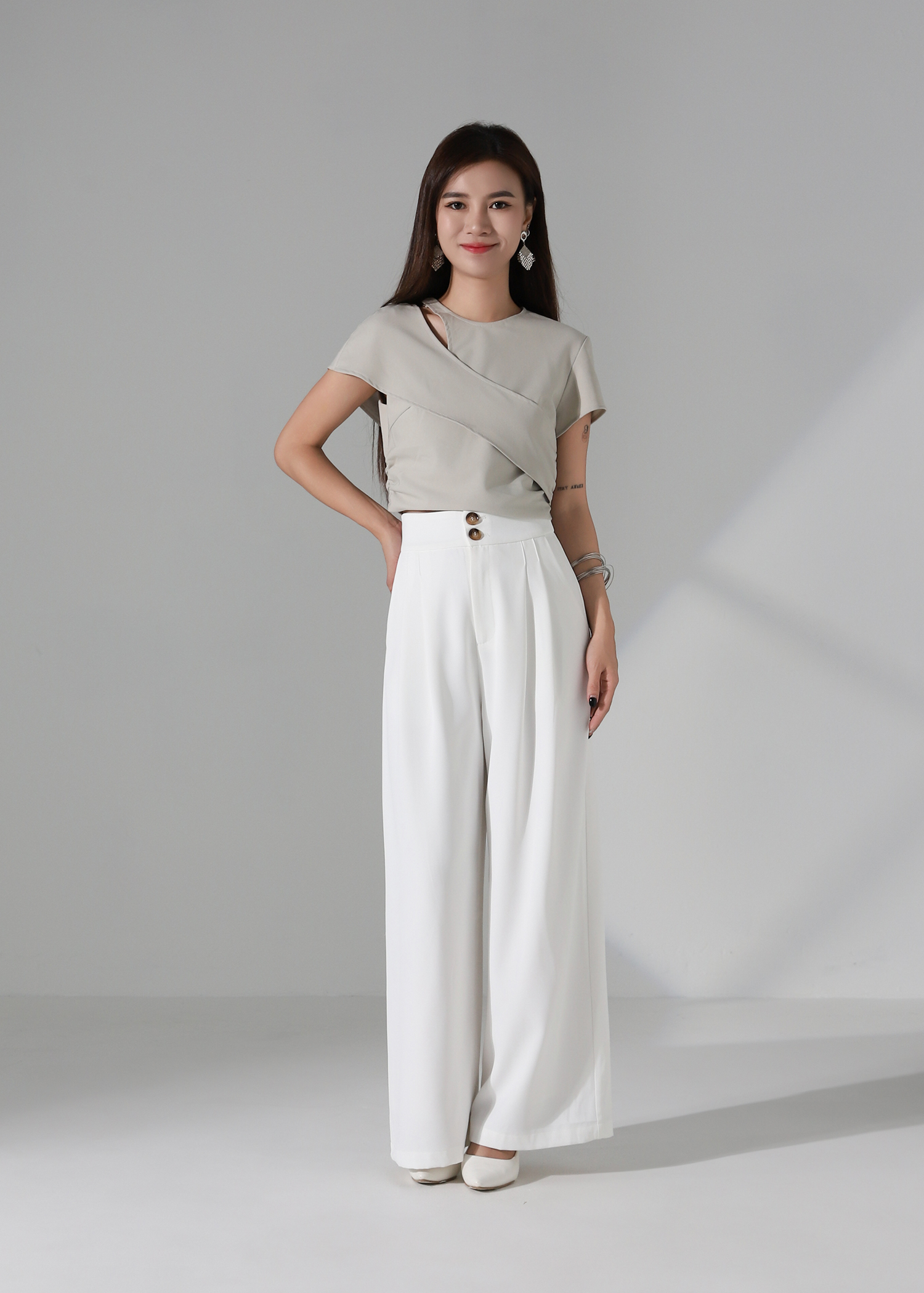 Sculpted Wrap Crop Top AC185