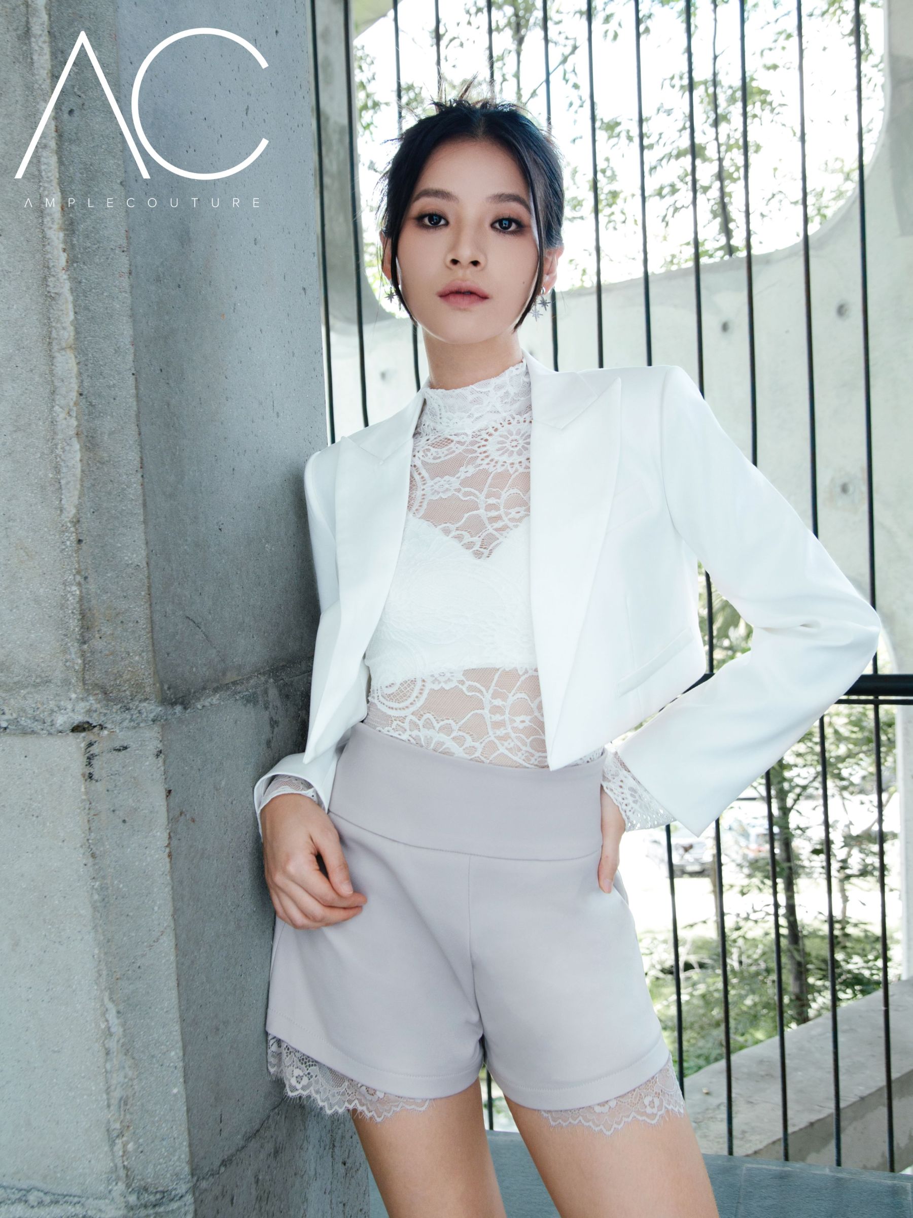 Elegant Lace Top AC209