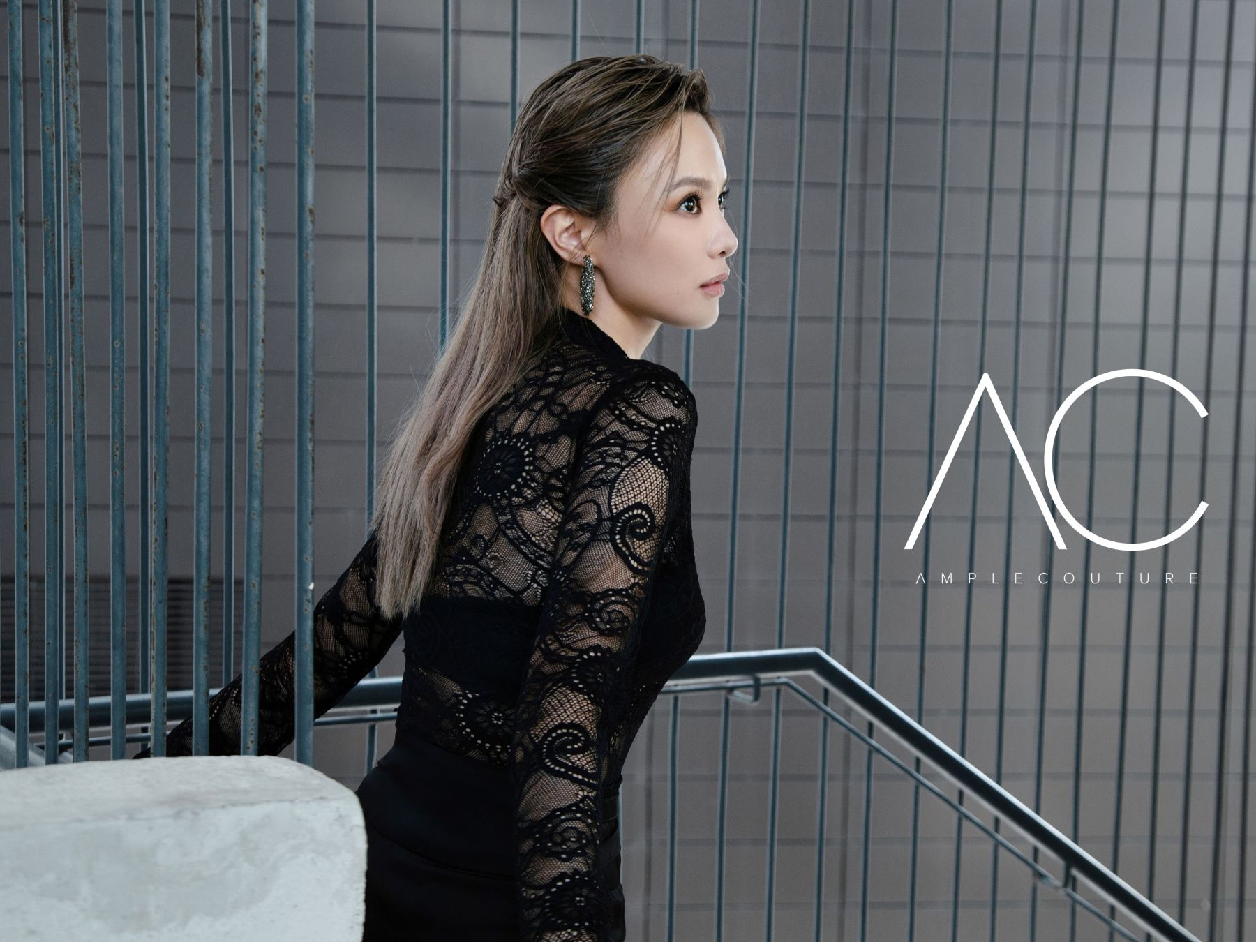 Elegant Lace Top AC209