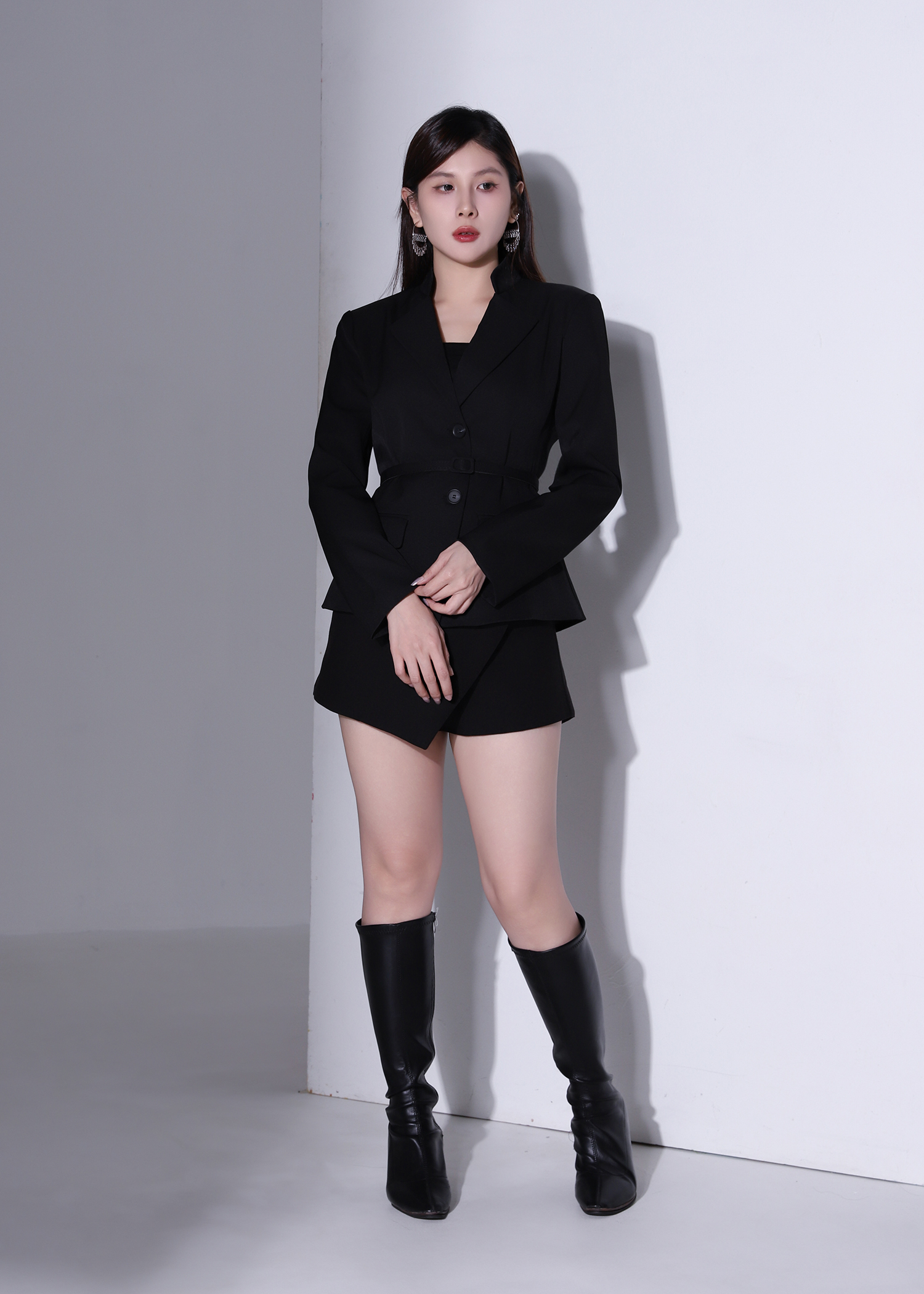 Elegant Belted Tailored Blazer AC237