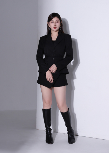 Elegant Belted Tailored Blazer AC237