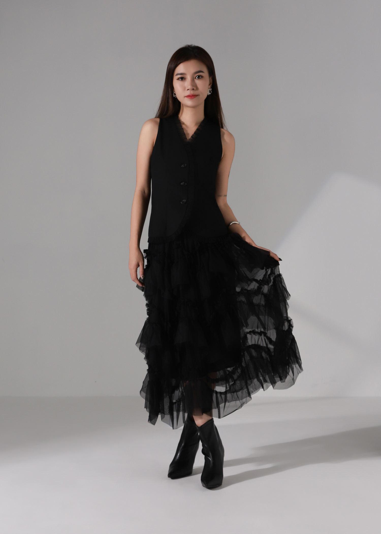 Elegant Wear Decorative Net Vest AC243