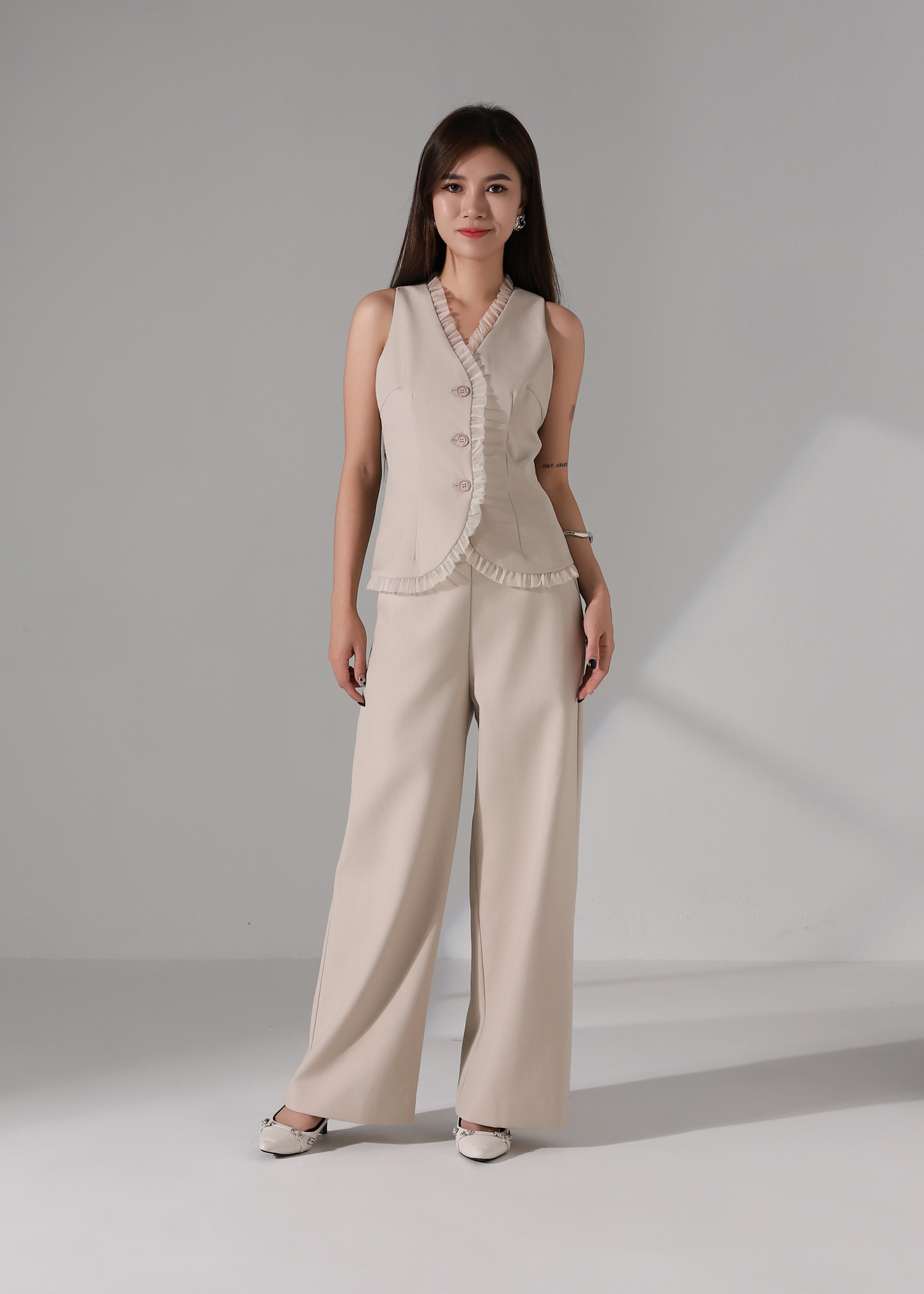 Elegant Wear Decorative Net Vest AC243